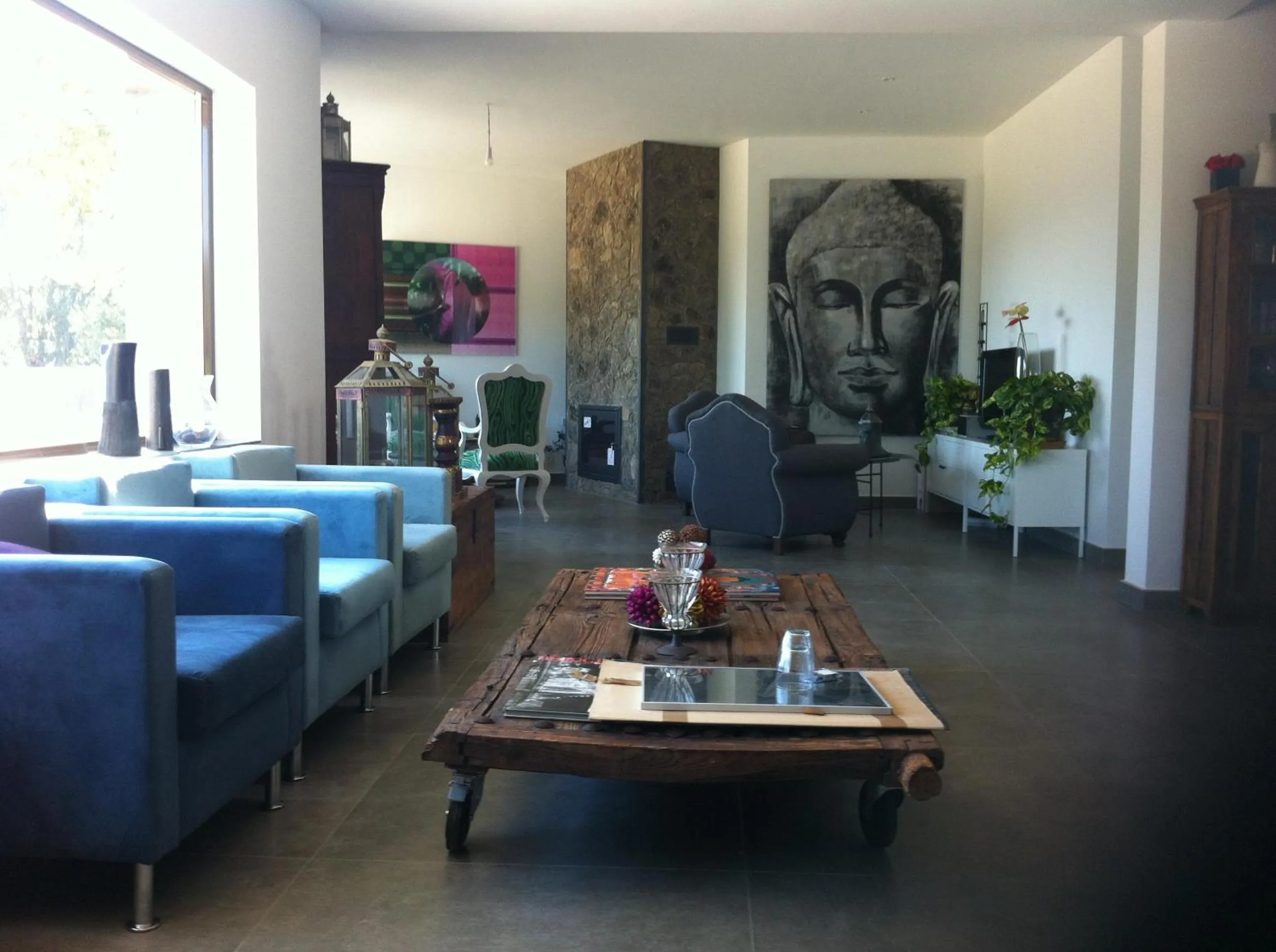 Communal lounge/ TV room in El Sosiego