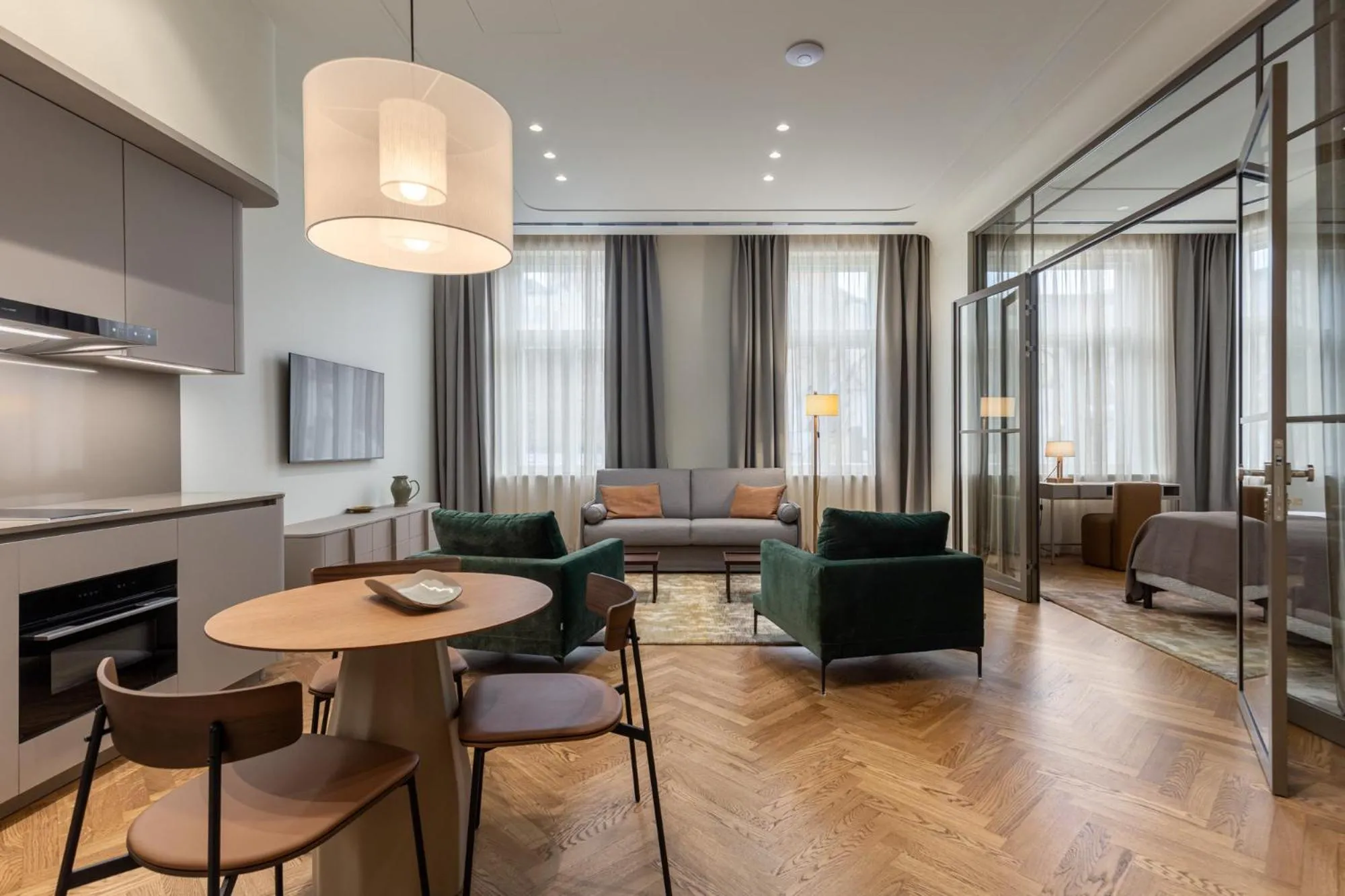 TV and multimedia in Carillon Aparthotel - Keystone Collection, opened December 2025