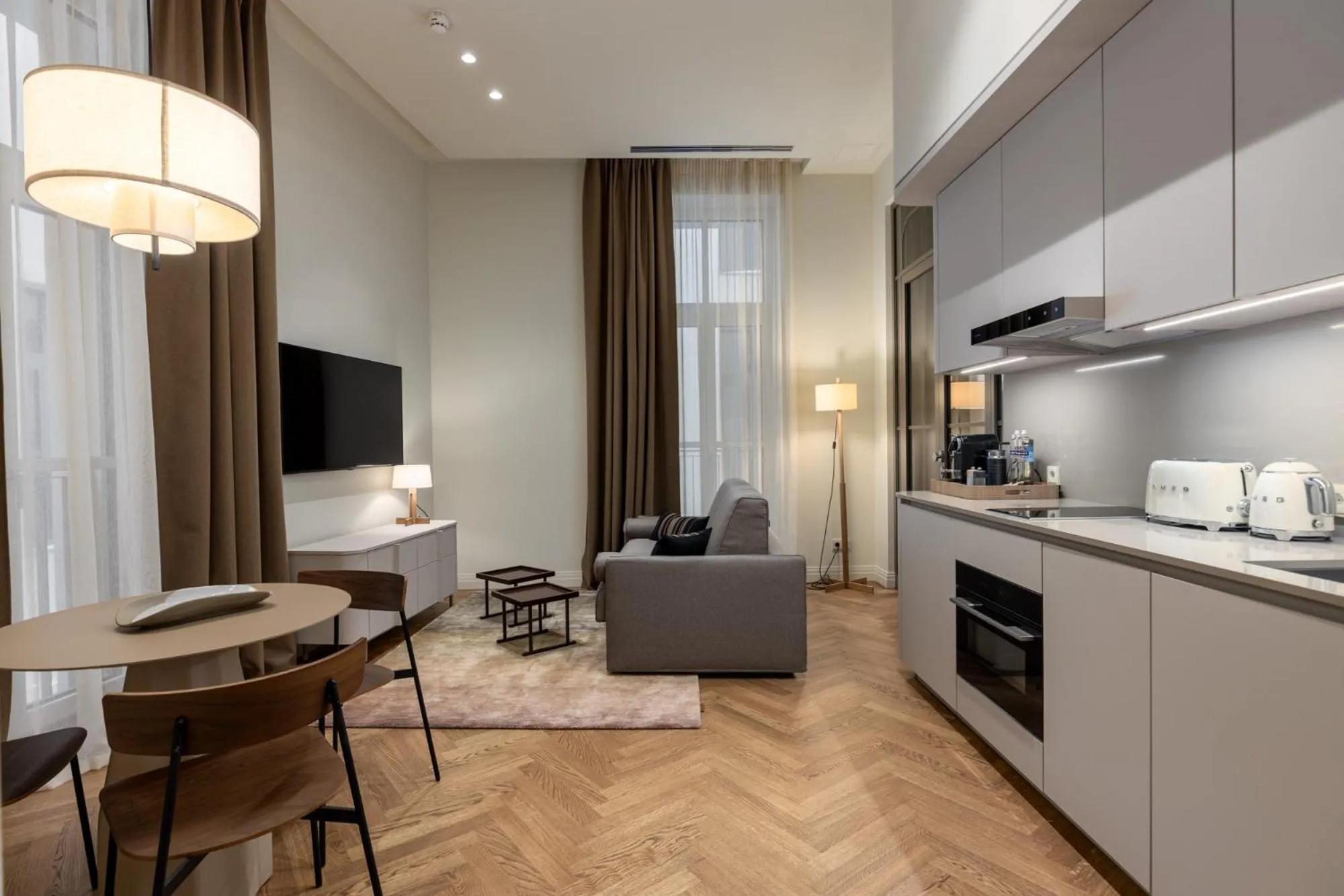 TV and multimedia in Carillon Aparthotel - Keystone Collection, opened December 2025