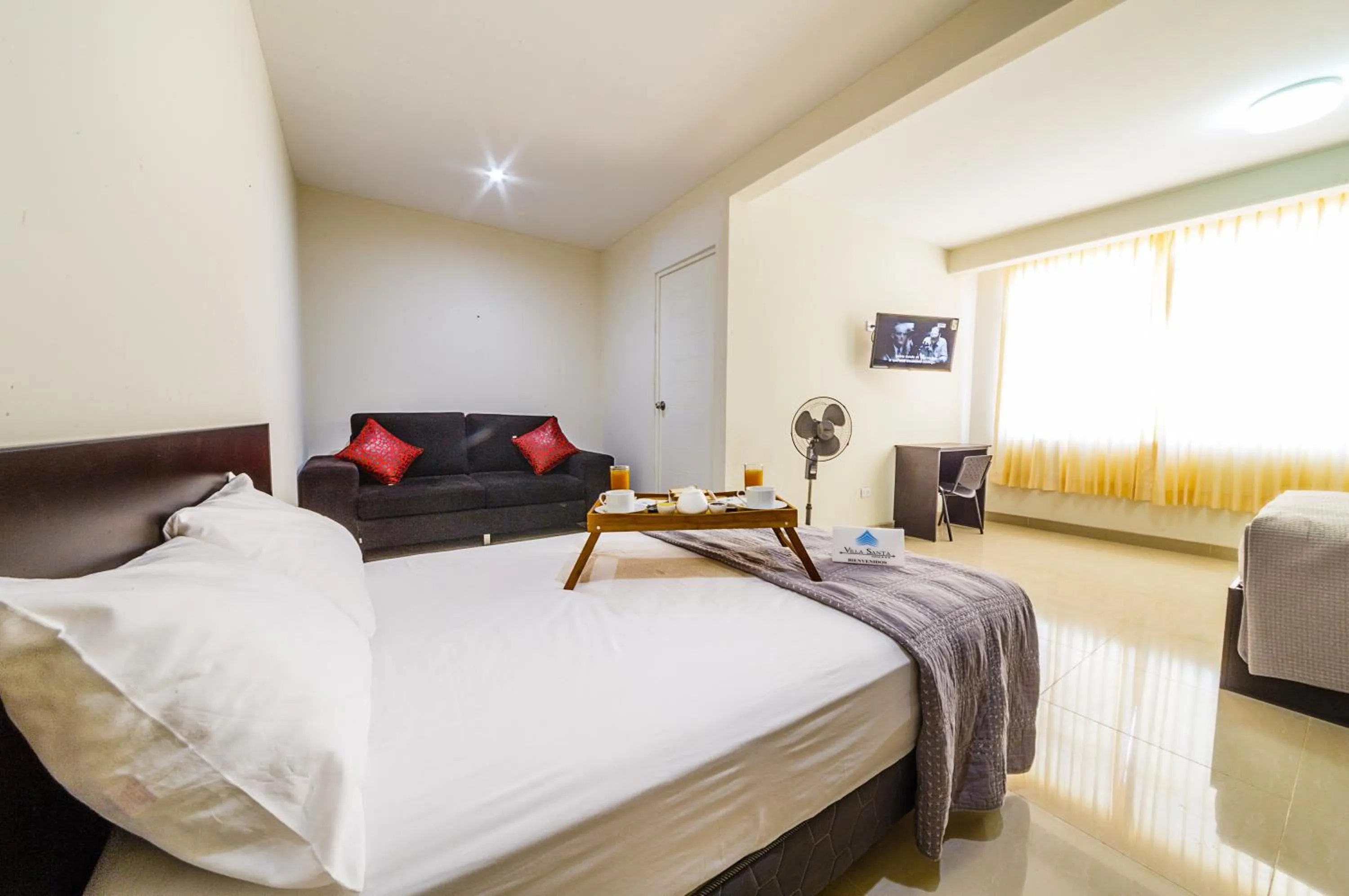 TV and multimedia, Bed in Villa Santa