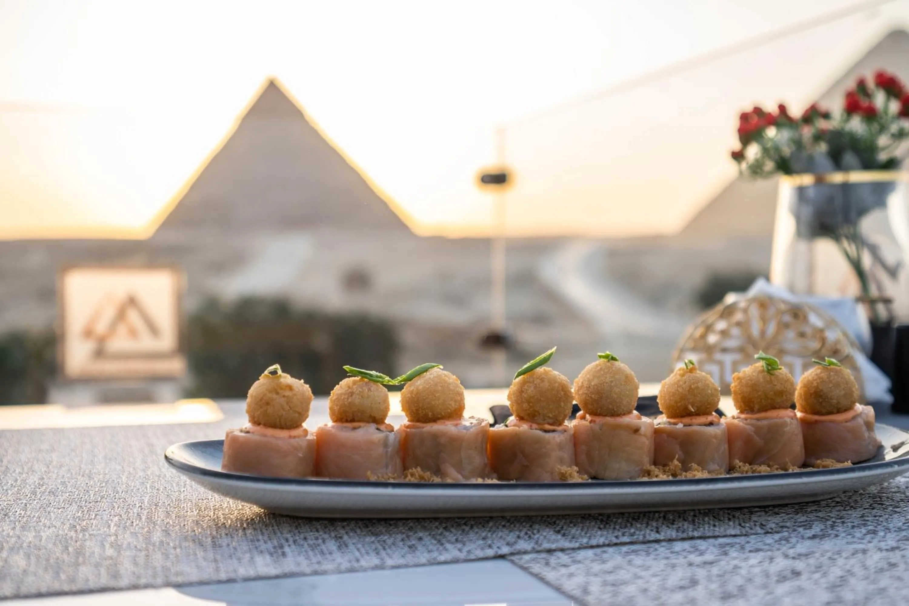 Lunch in Great Pyramid Inn