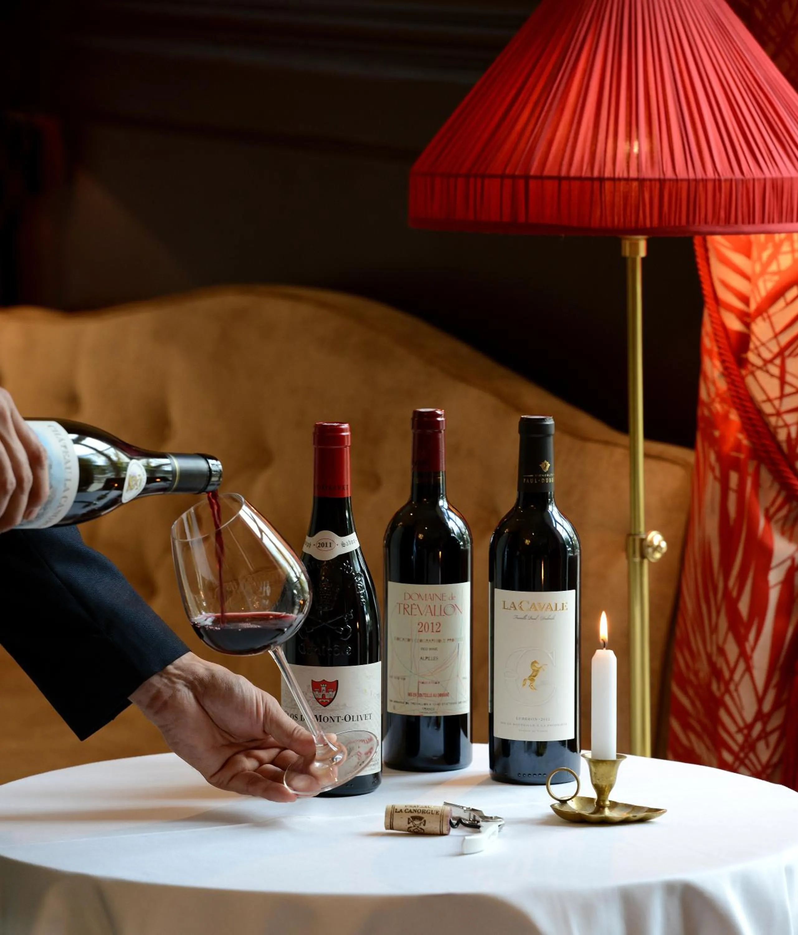 Restaurant/places to eat in Grand Hôtel Henri - Teritoria