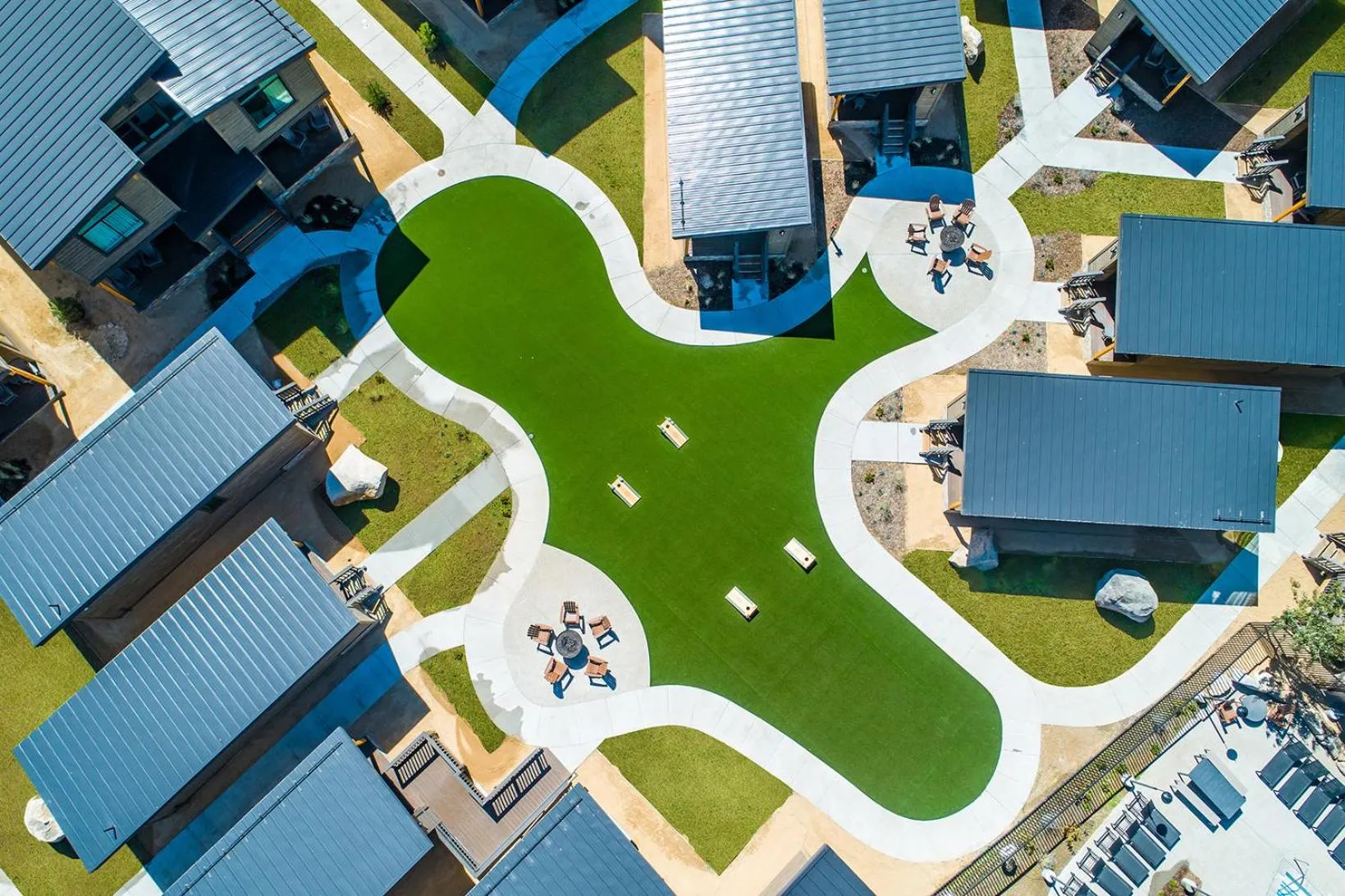 Property building in Outbound Mammoth