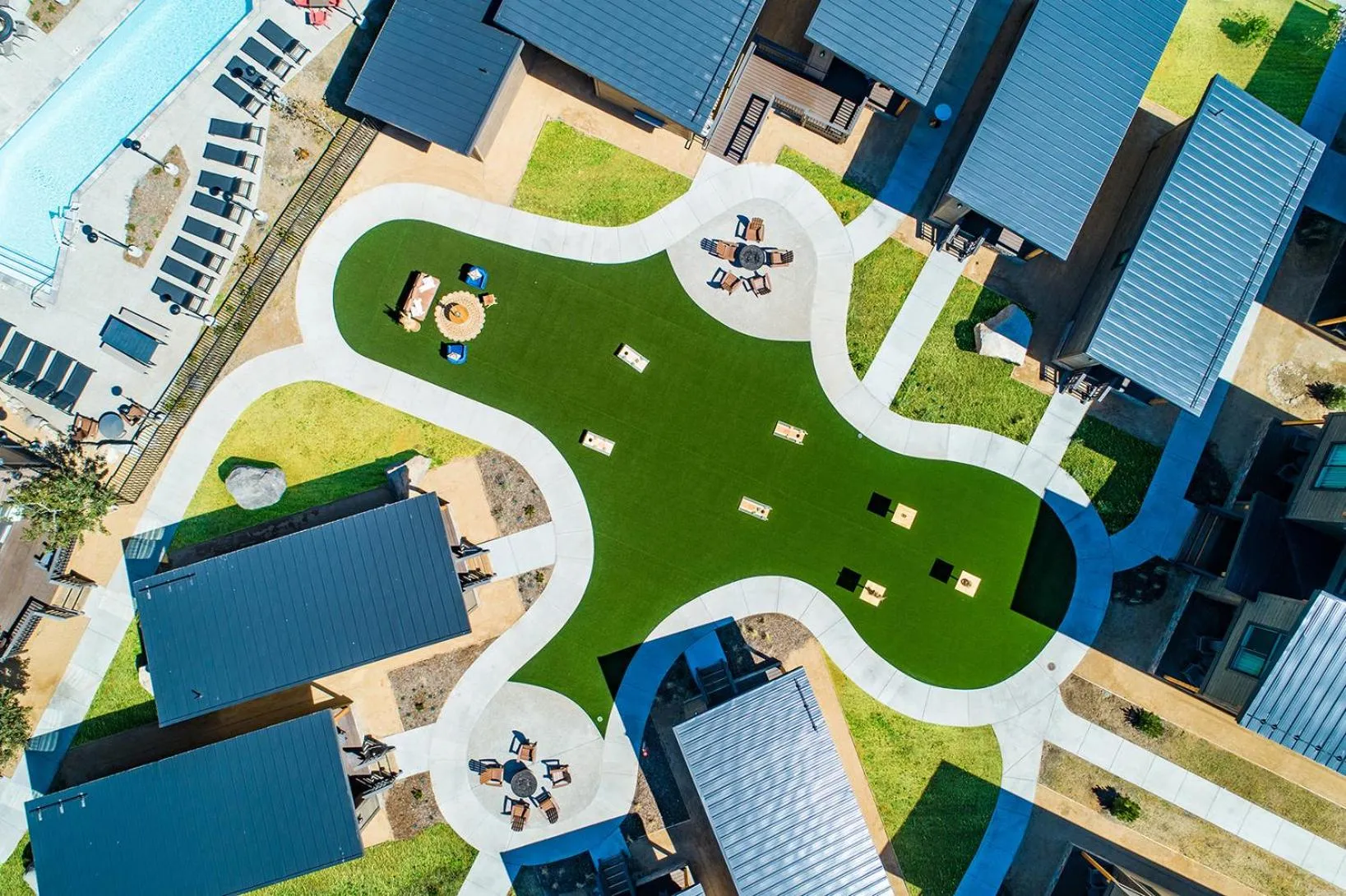 Bird's eye view in Outbound Mammoth