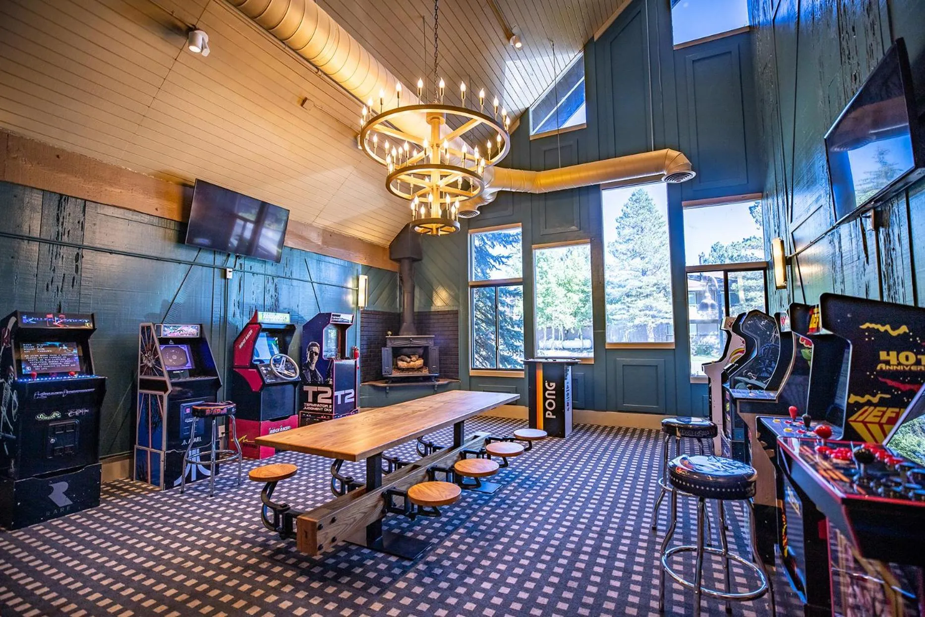 Game Room in Outbound Mammoth