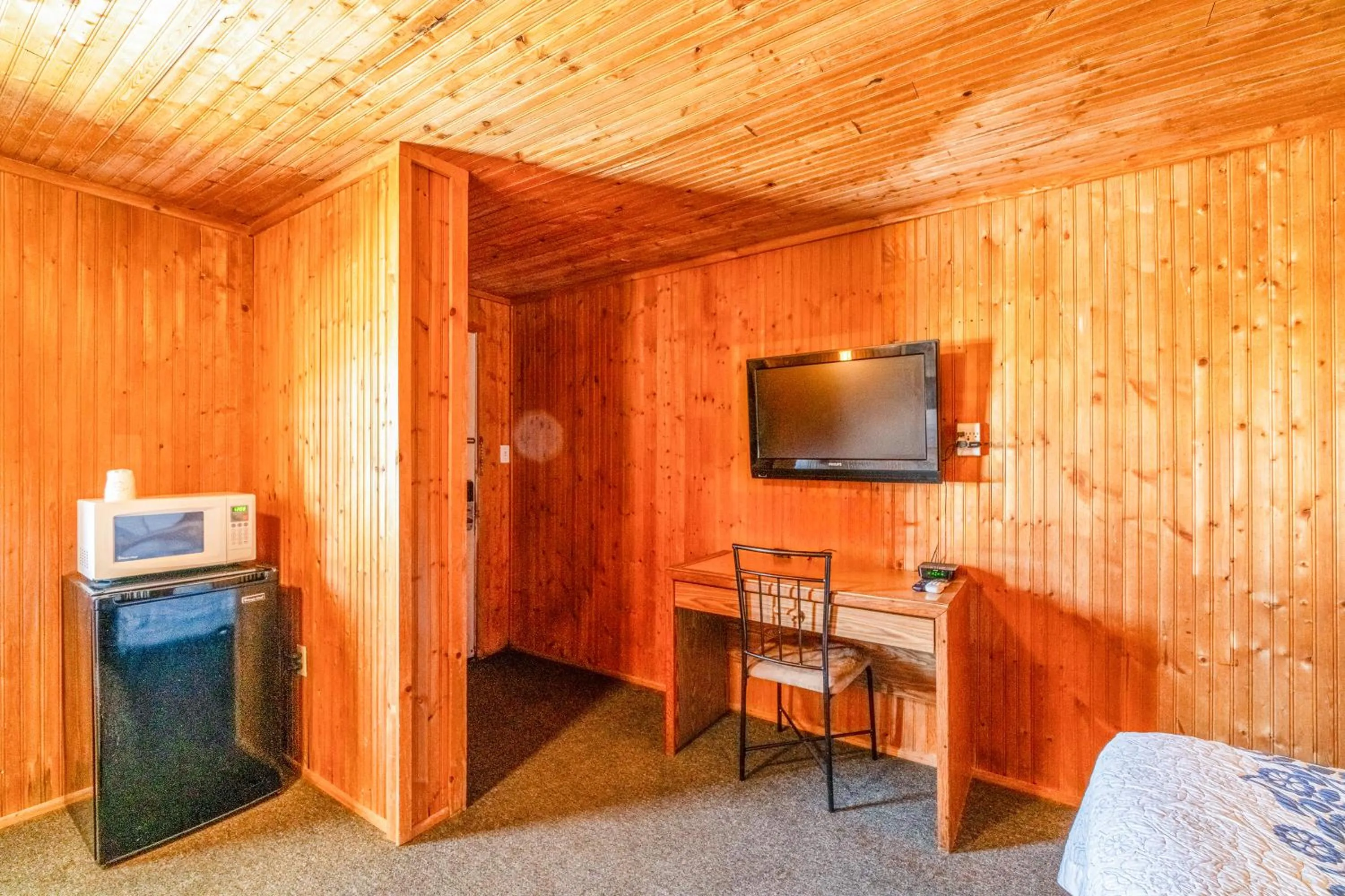 Area and facilities in Green Acre Motel by OYO Near Rush County Airport