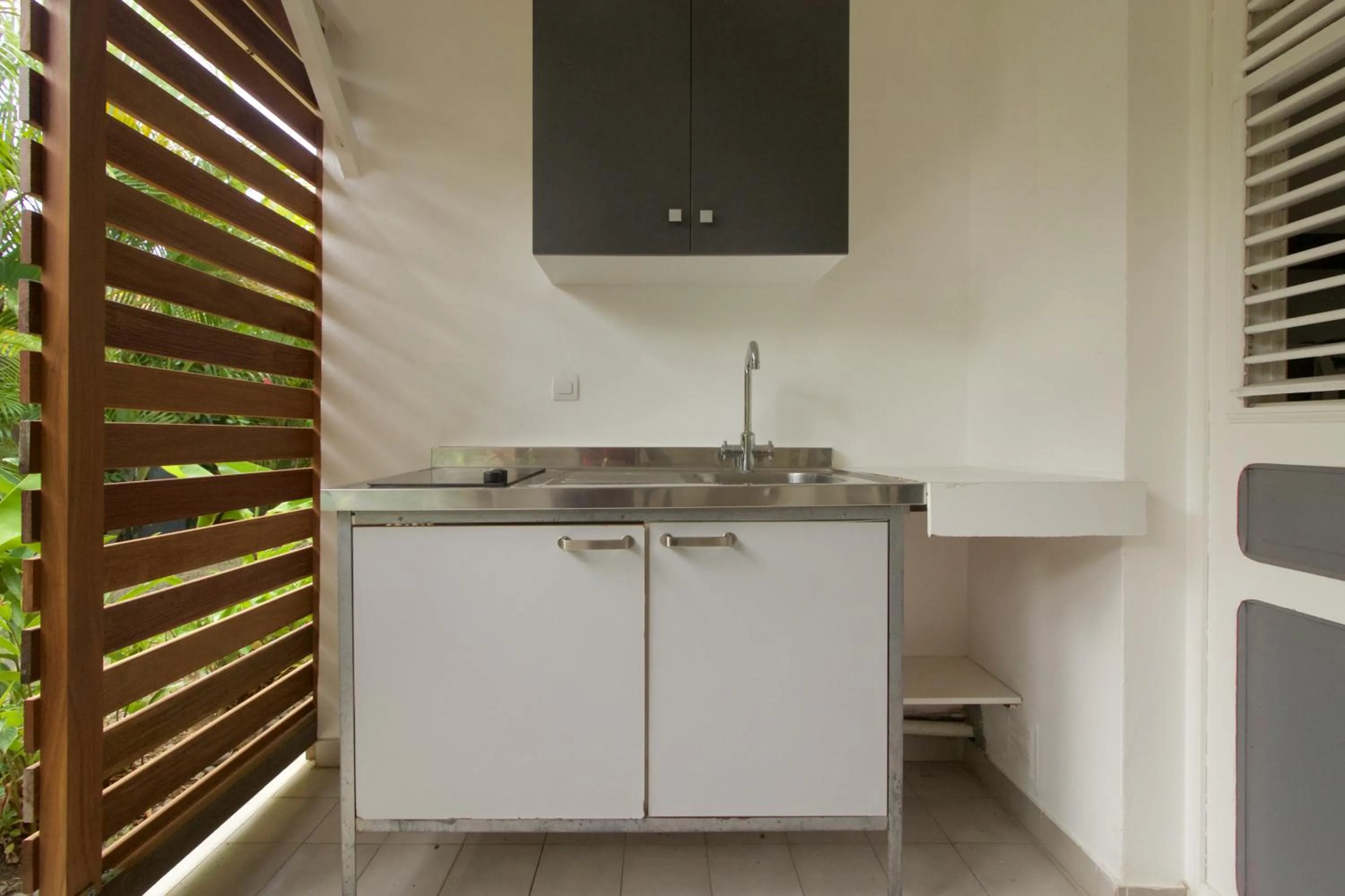 Kitchen or kitchenette in Orcéa & Spa Séjours Ecofriendly