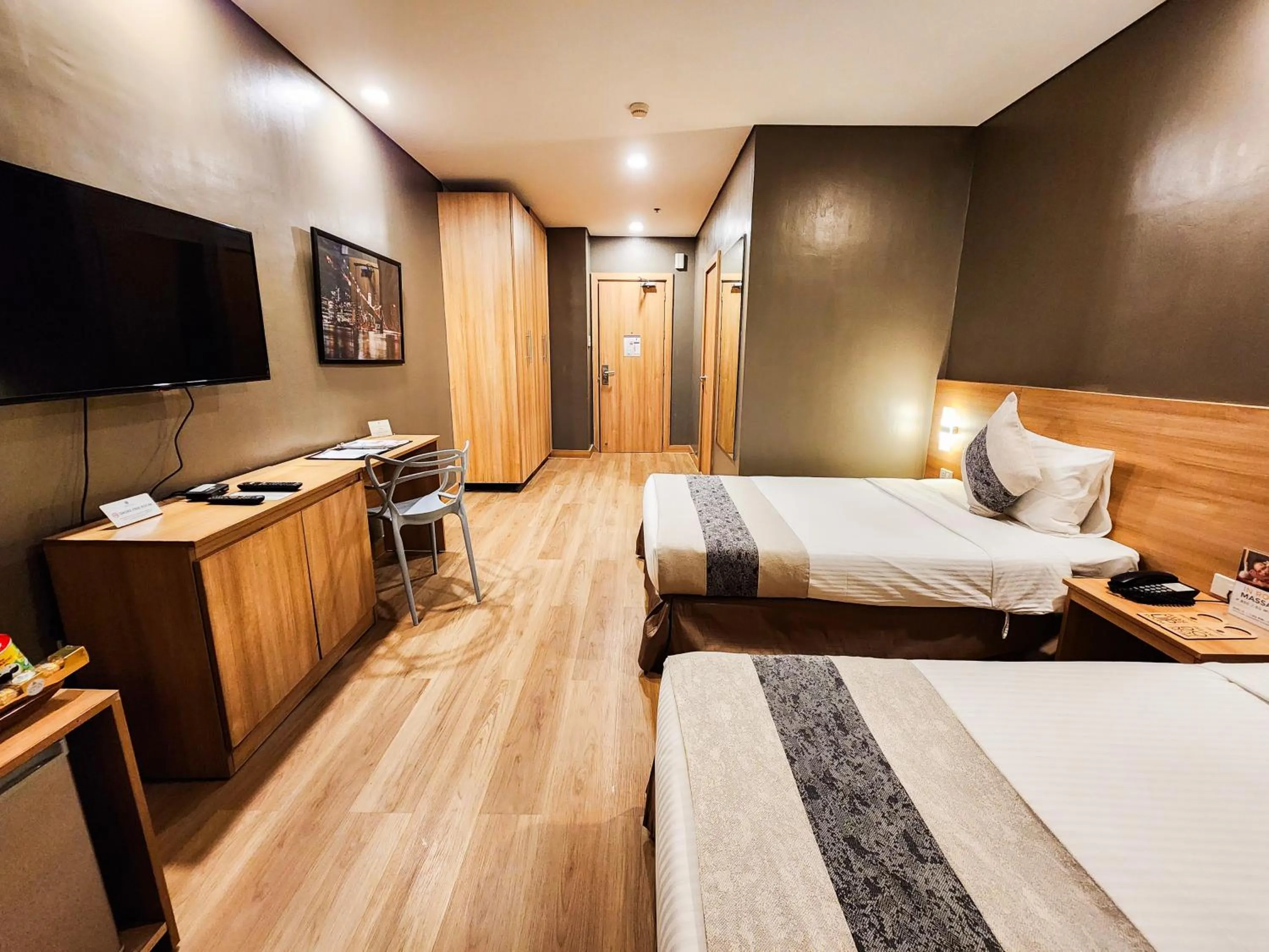 View (from property/room), Bed in Madison 101 Hotel + Tower