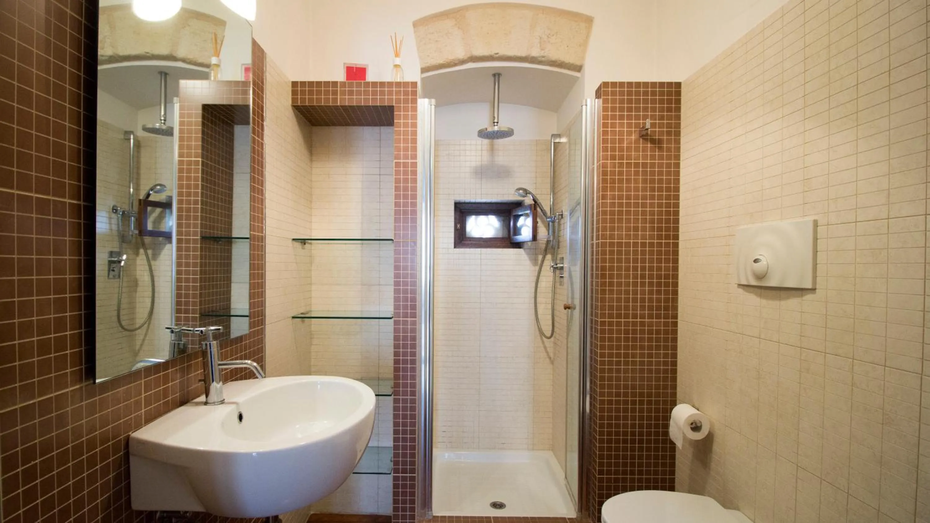 Shower in B&B Al Duomo