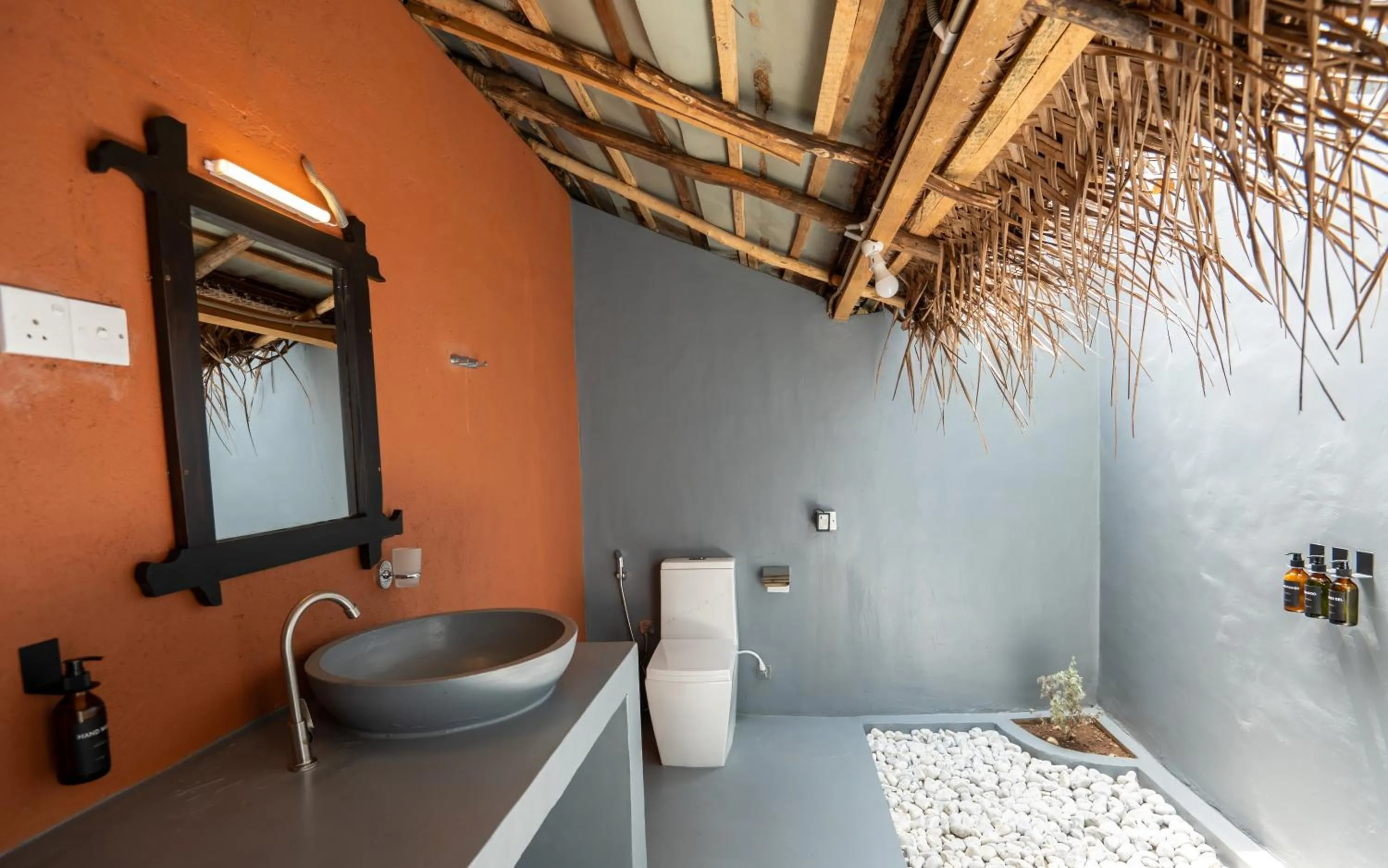 Superior Double Room in Cloudz Sigiriya