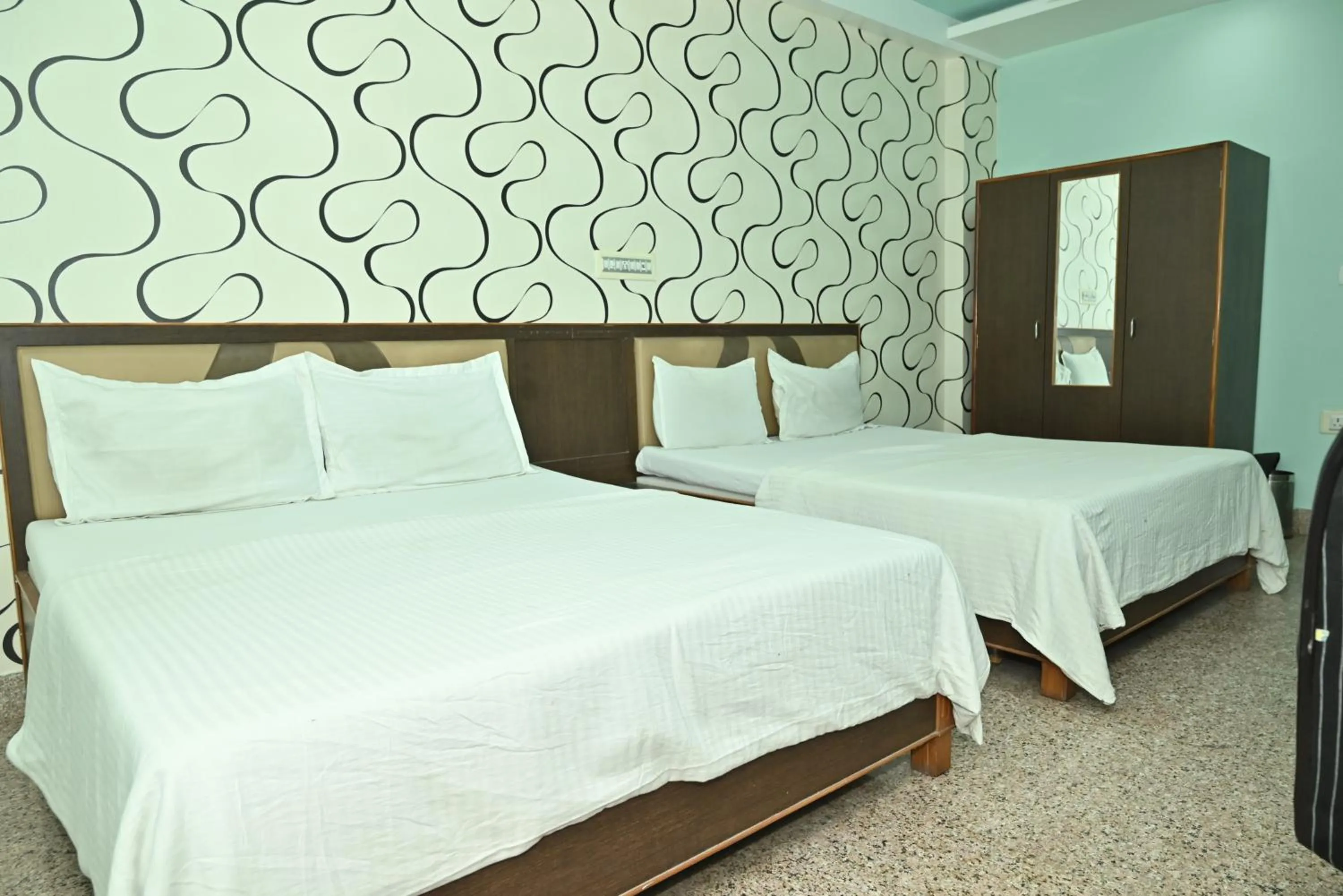 Bedroom, Bed in hotel babu palace