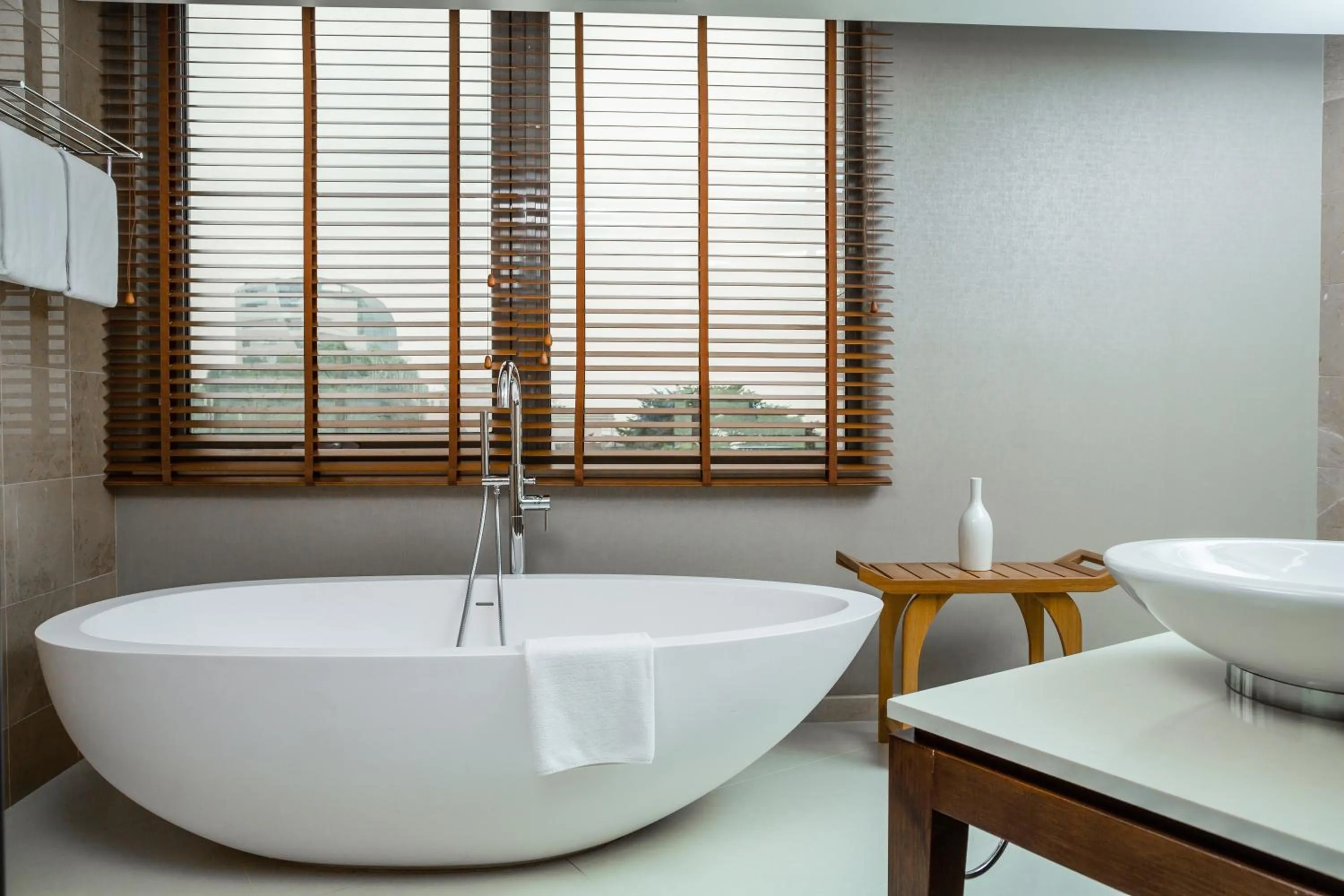 Bathroom in Radisson Blu M'Bamou Palace Hotel, Brazzaville