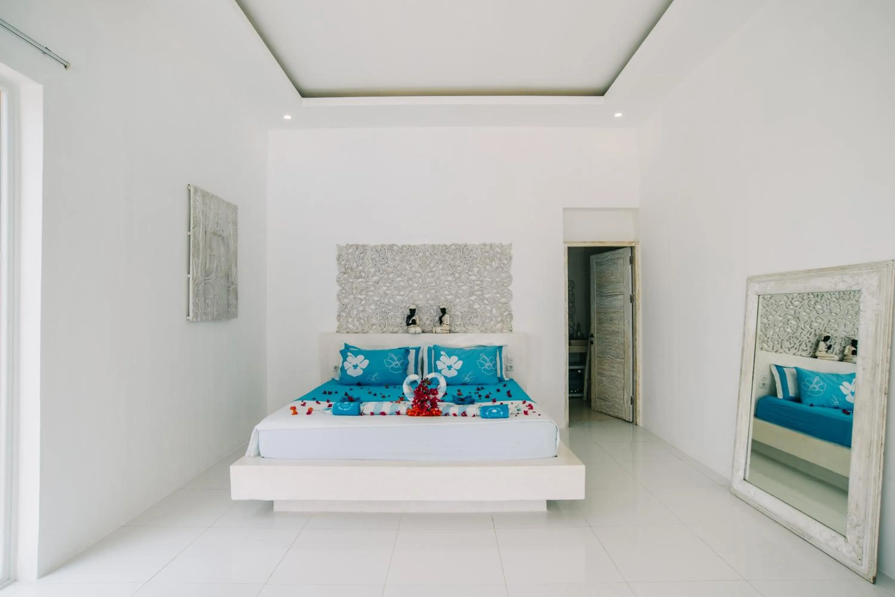 Photo of the whole room, Bed in Villa Gili Bali Beach