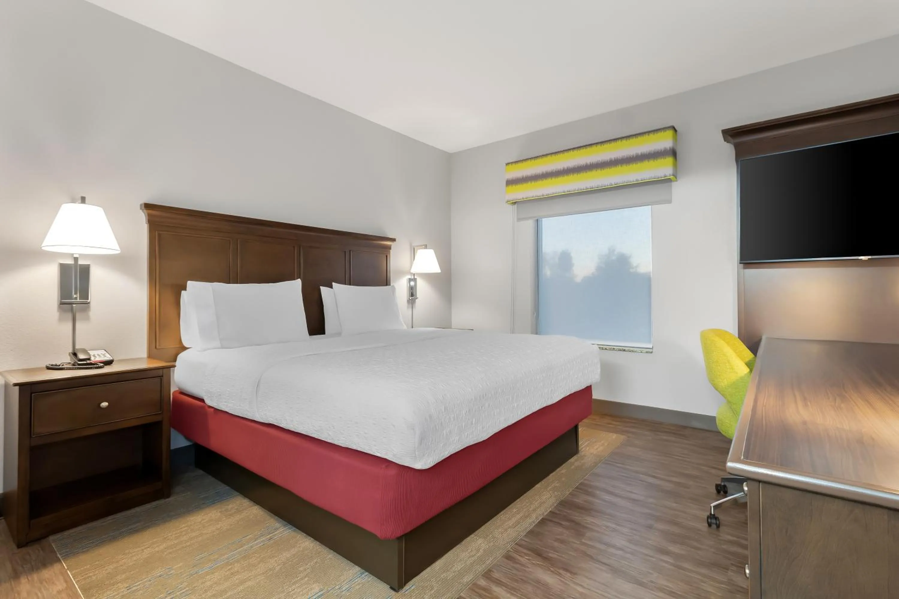 Bedroom, Bed in Hampton Inn & Suites - Hartsville, SC