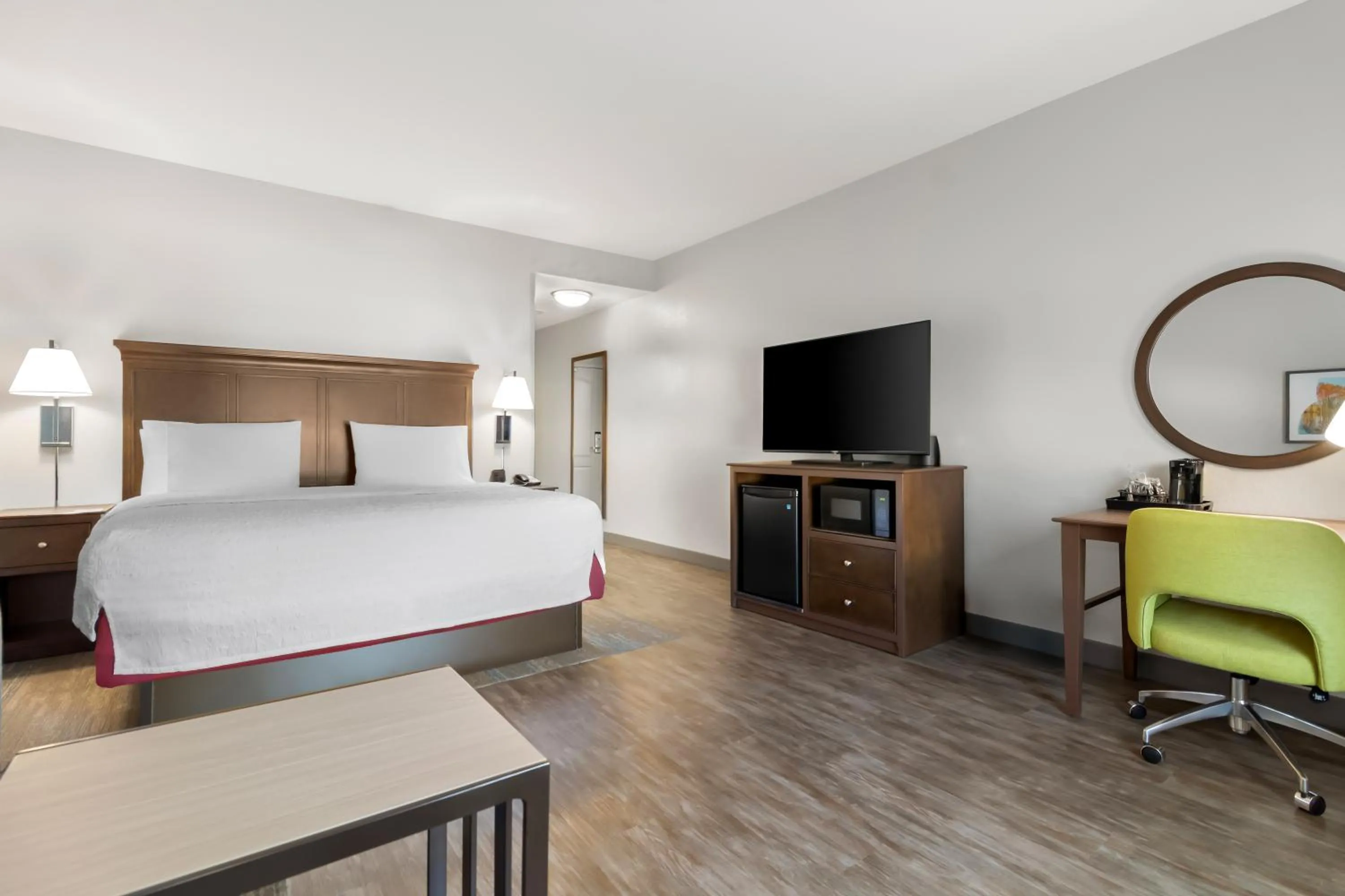 Bedroom, Bed in Hampton Inn & Suites - Hartsville, SC