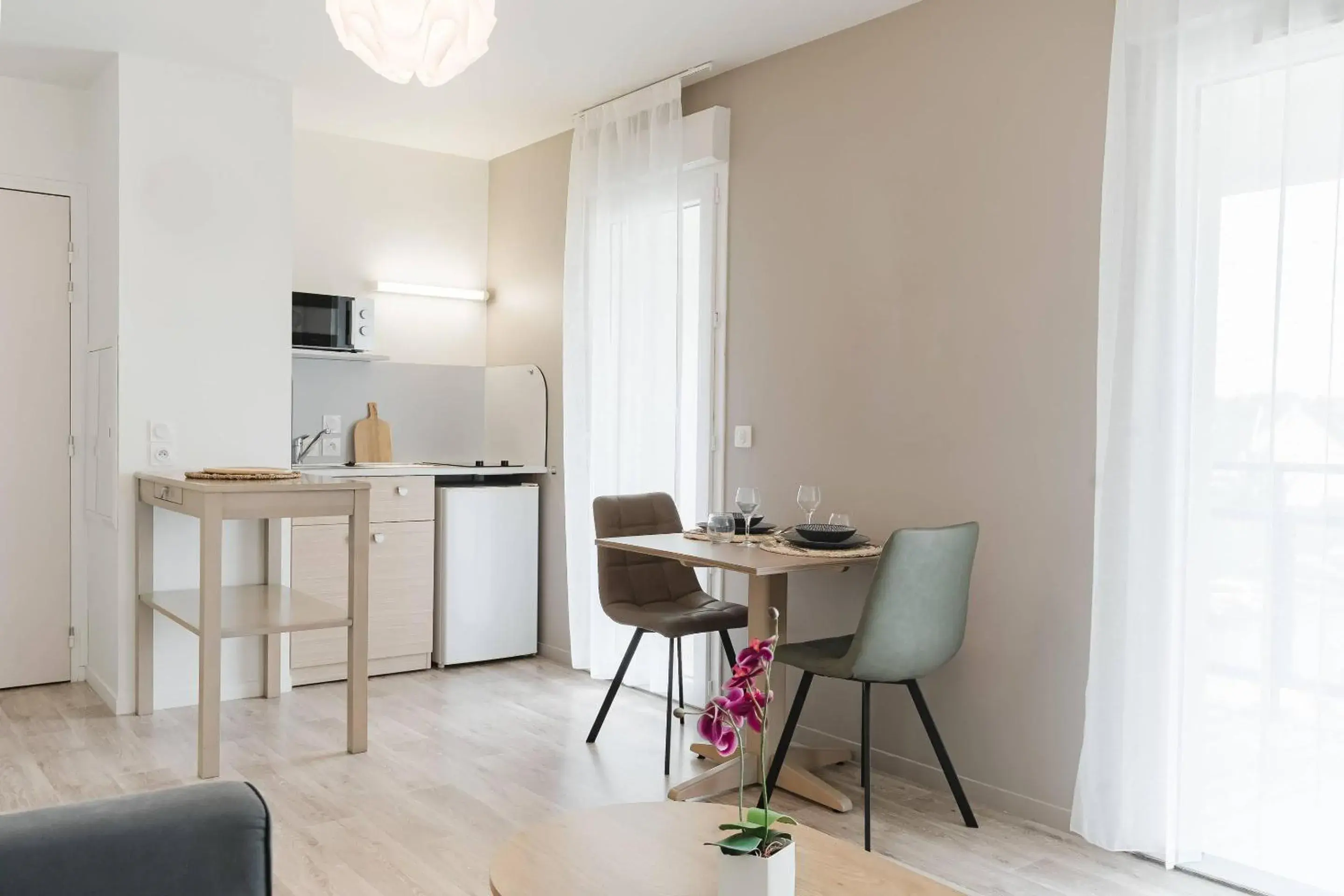 One Bedroom Apartment in Quality Aparthotel St-Berthevin Laval One Bedroom Apartment in Quality Aparthotel St-Berthevin Laval