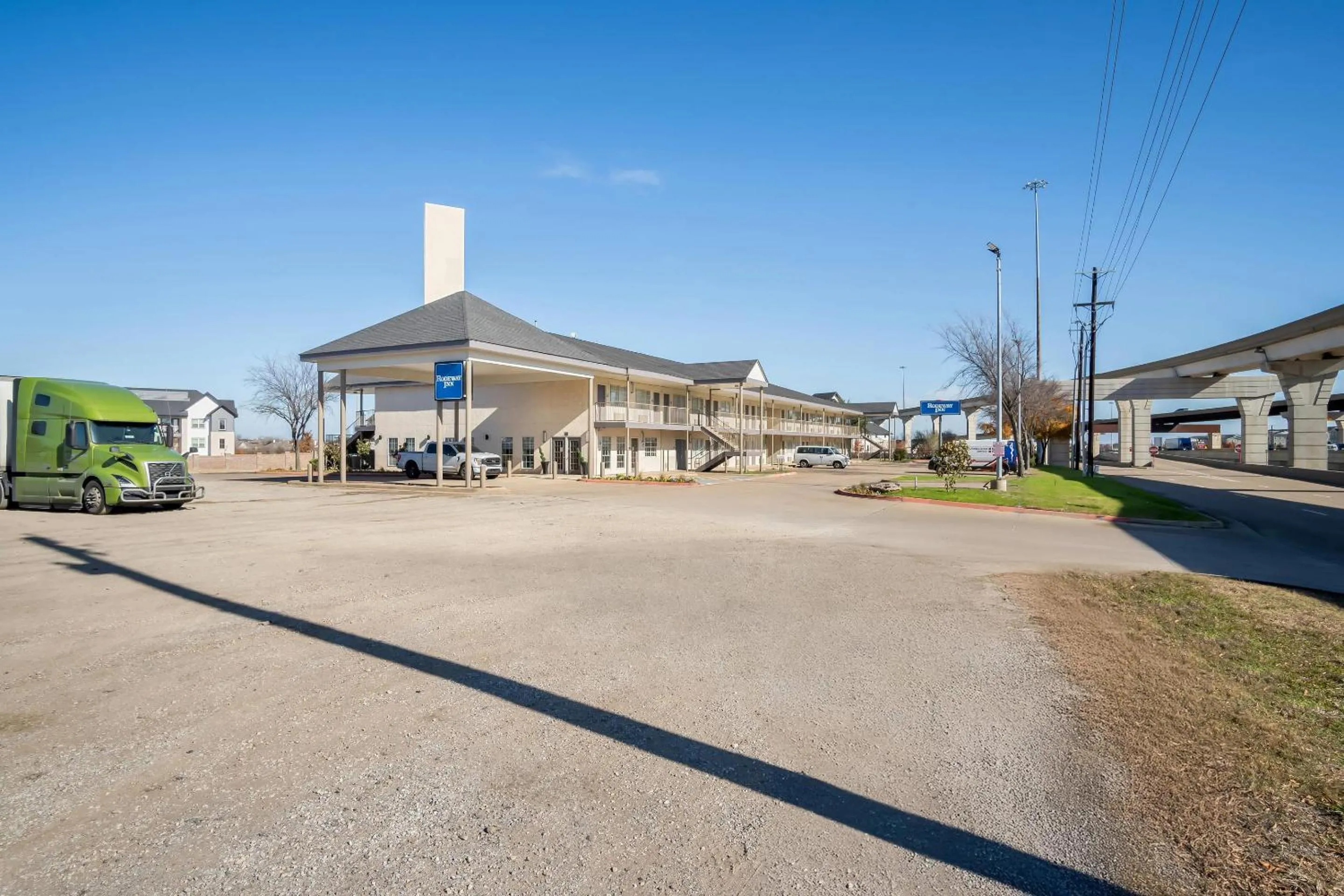 Property building in Rodeway Inn Garland Harbor Point