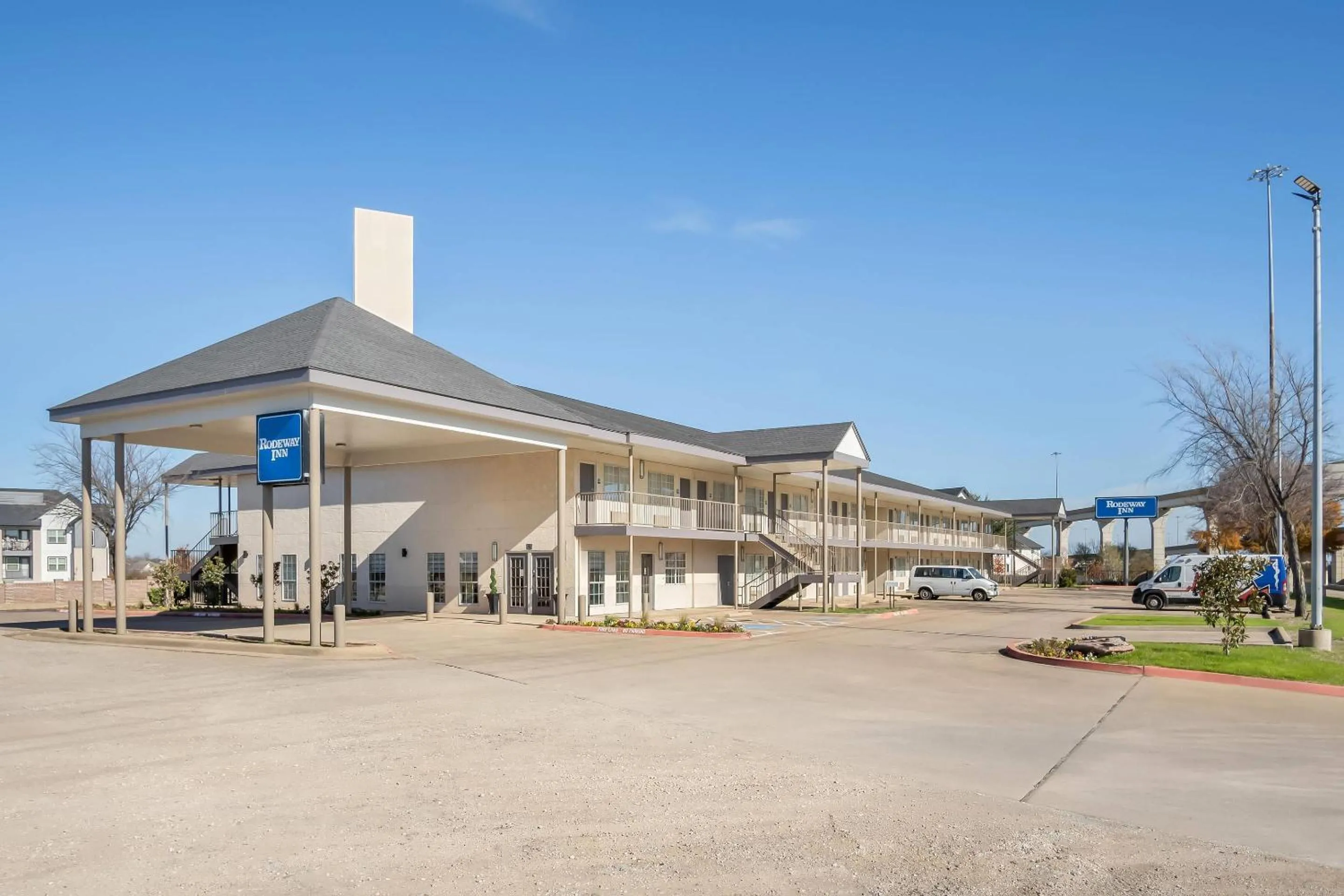 Property building in Rodeway Inn Garland Harbor Point
