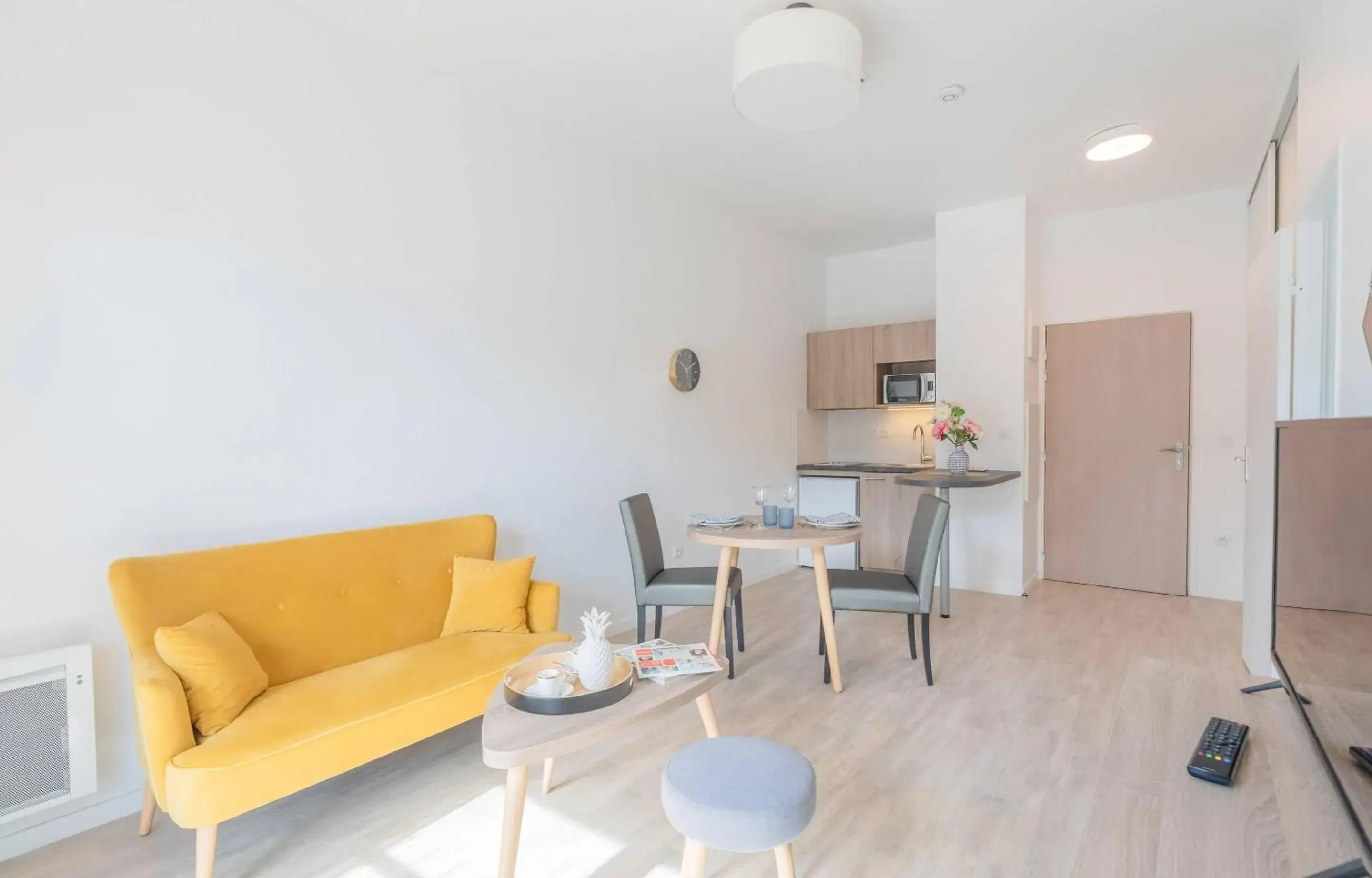 One Bedroom Apartment in Quality Aparthotel Parc Marne la Vallée One Bedroom Apartment in Quality Aparthotel Parc Marne la Vallée