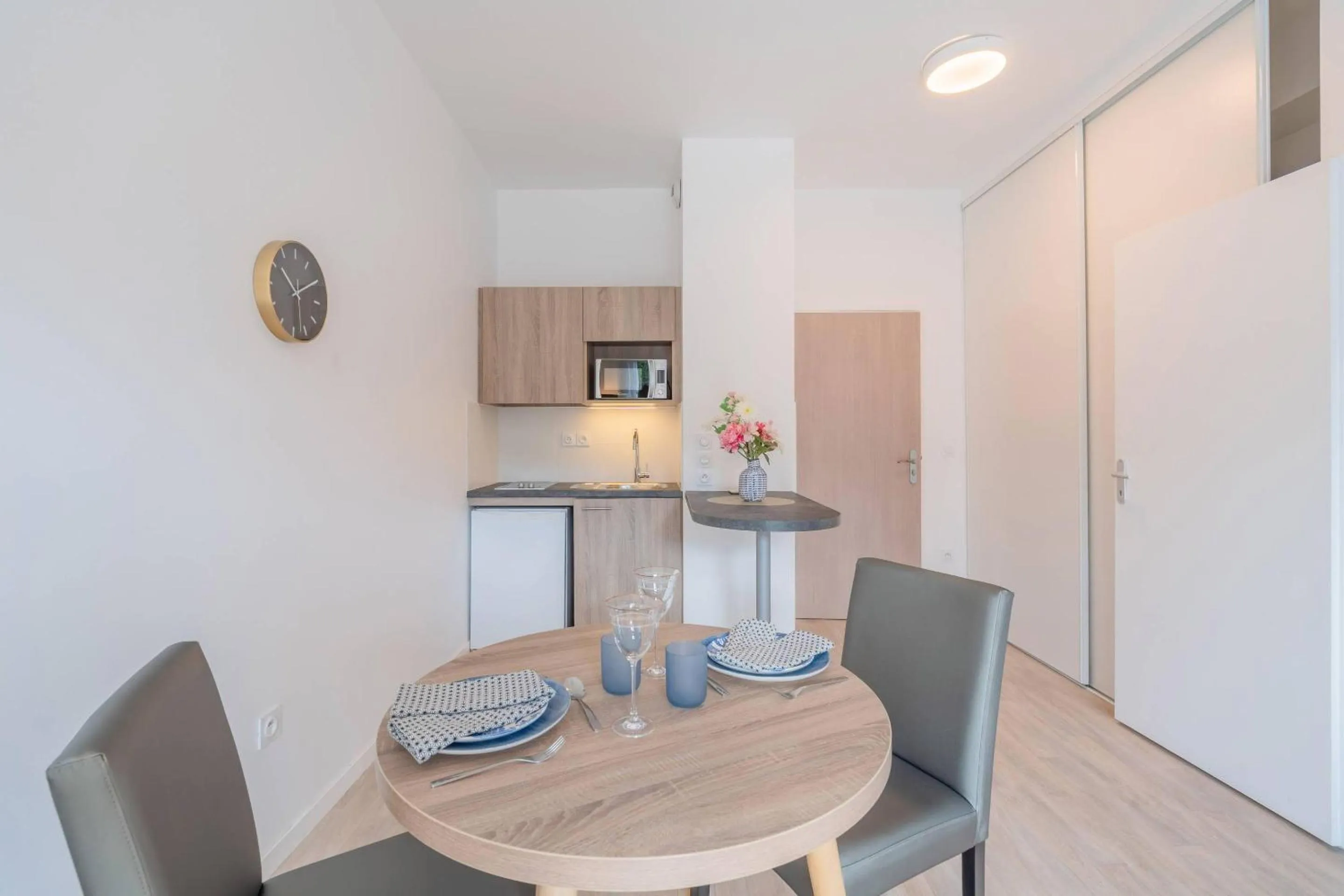 Bedroom in Quality Aparthotel Parc Marne la Vallée