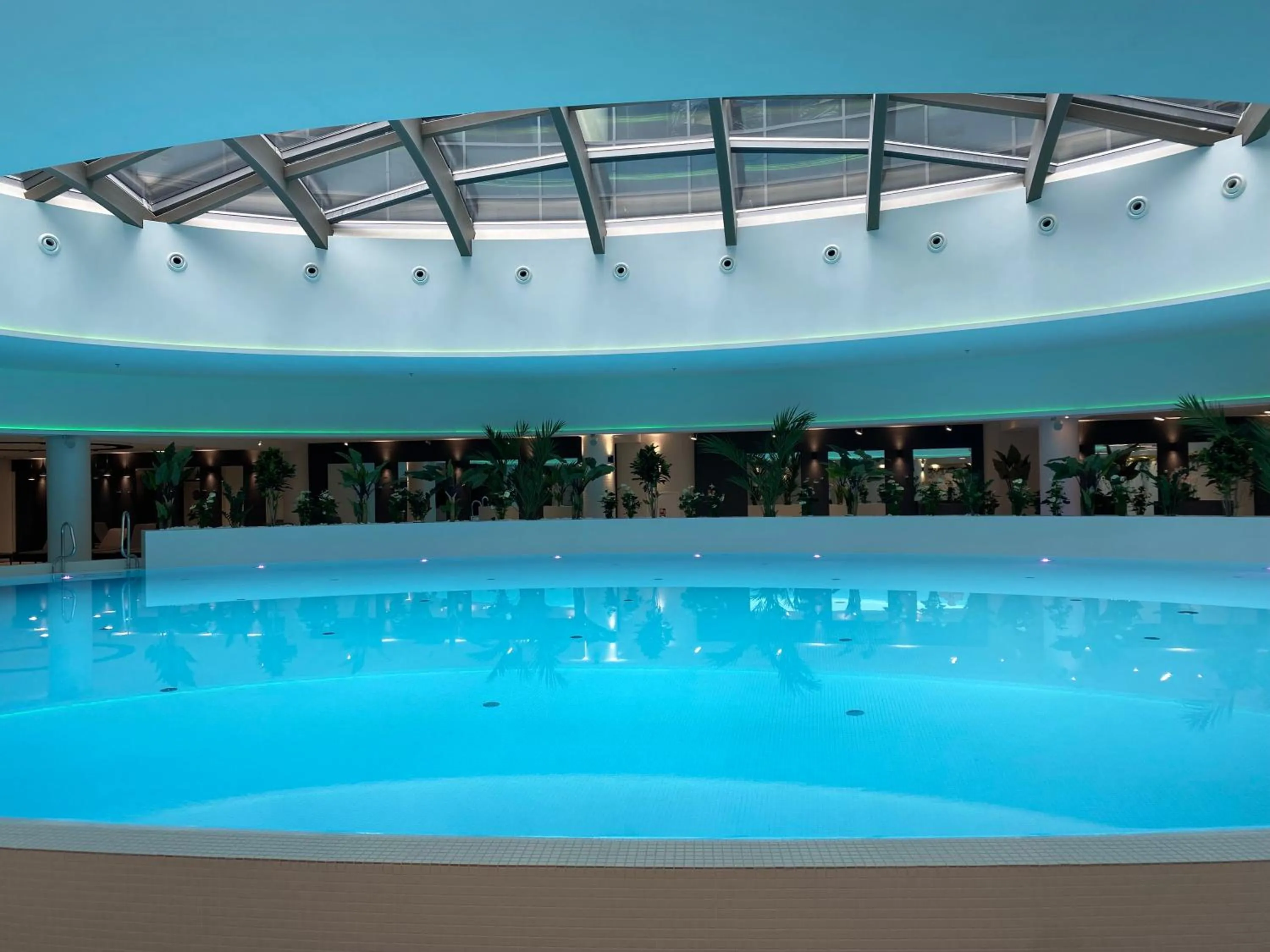 Pool view in Hotel Dana Business & Conference