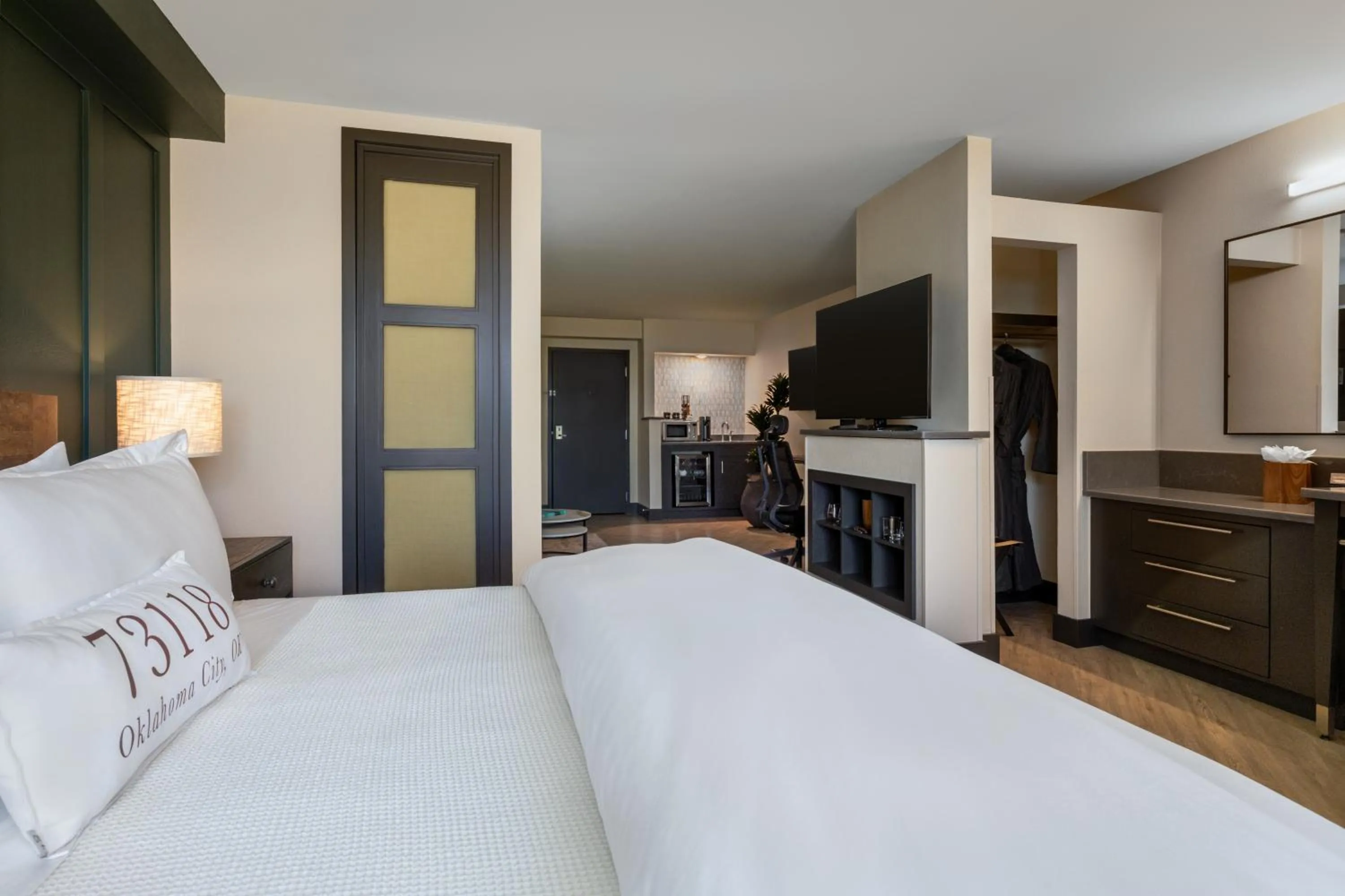 Bedroom, Bed in Hyatt Place OKC NW