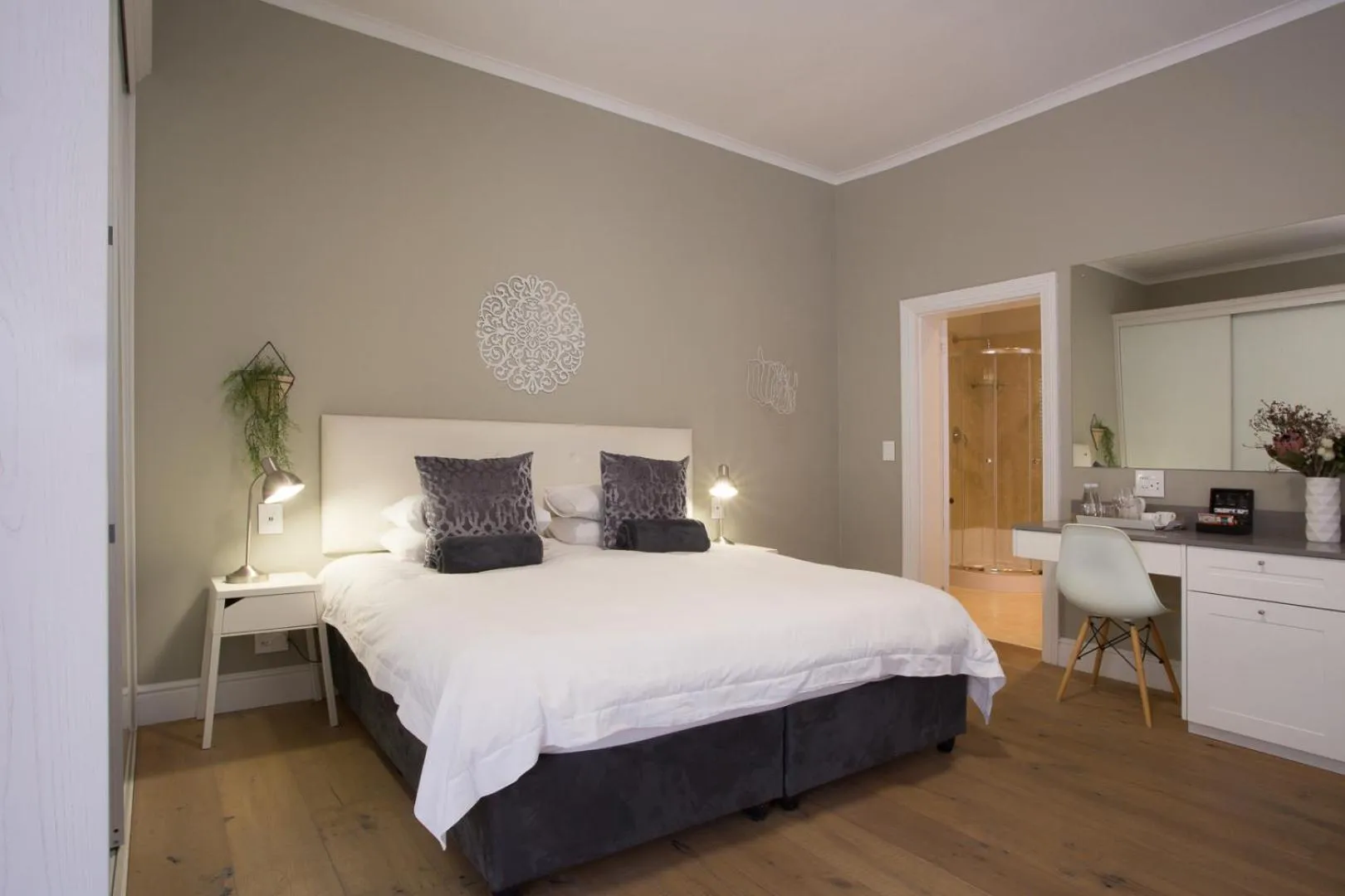 Coffee/tea facilities, Bed in Summerwood Guest House