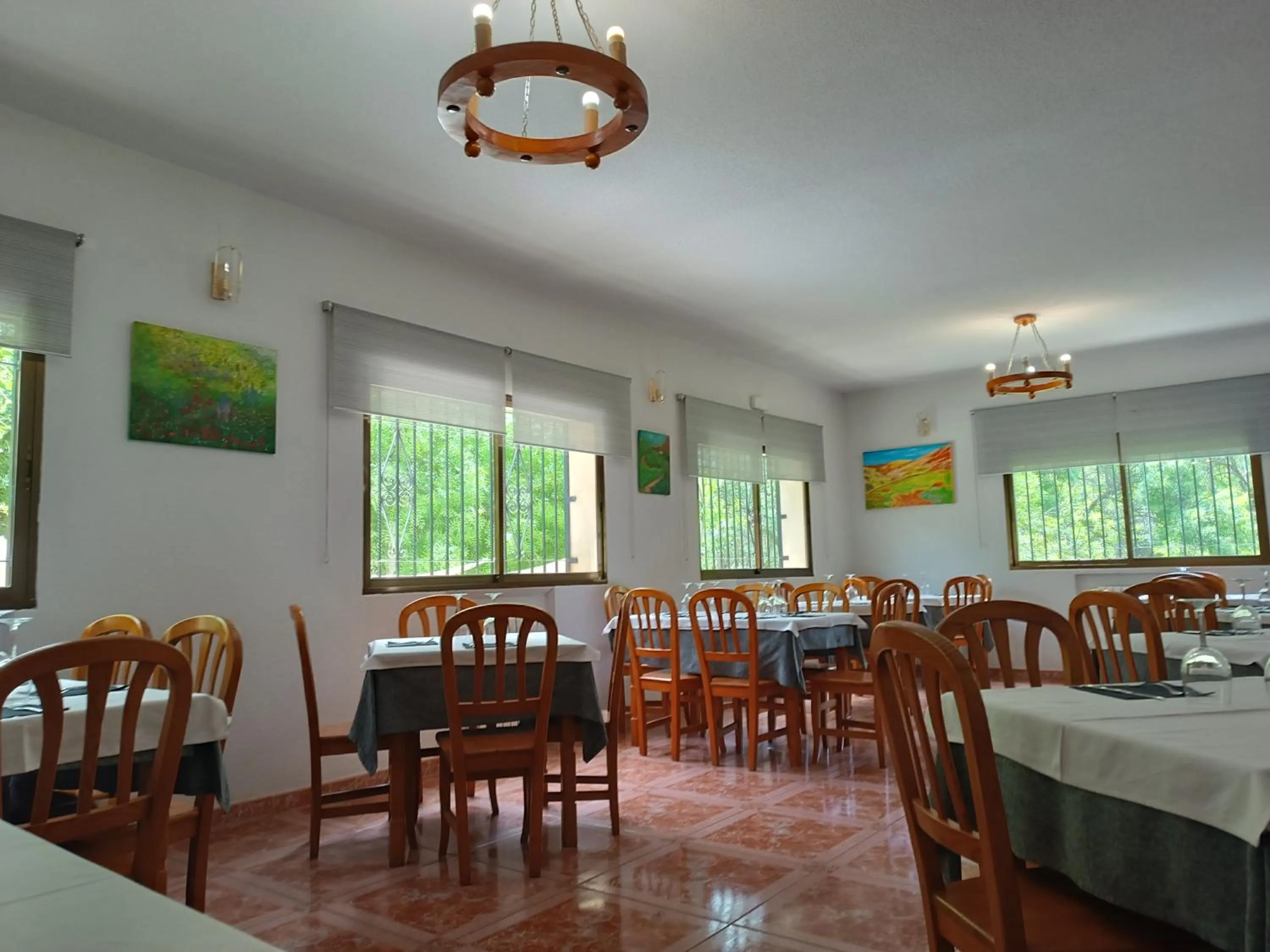 Restaurant/places to eat in Hotel Rural Marcos