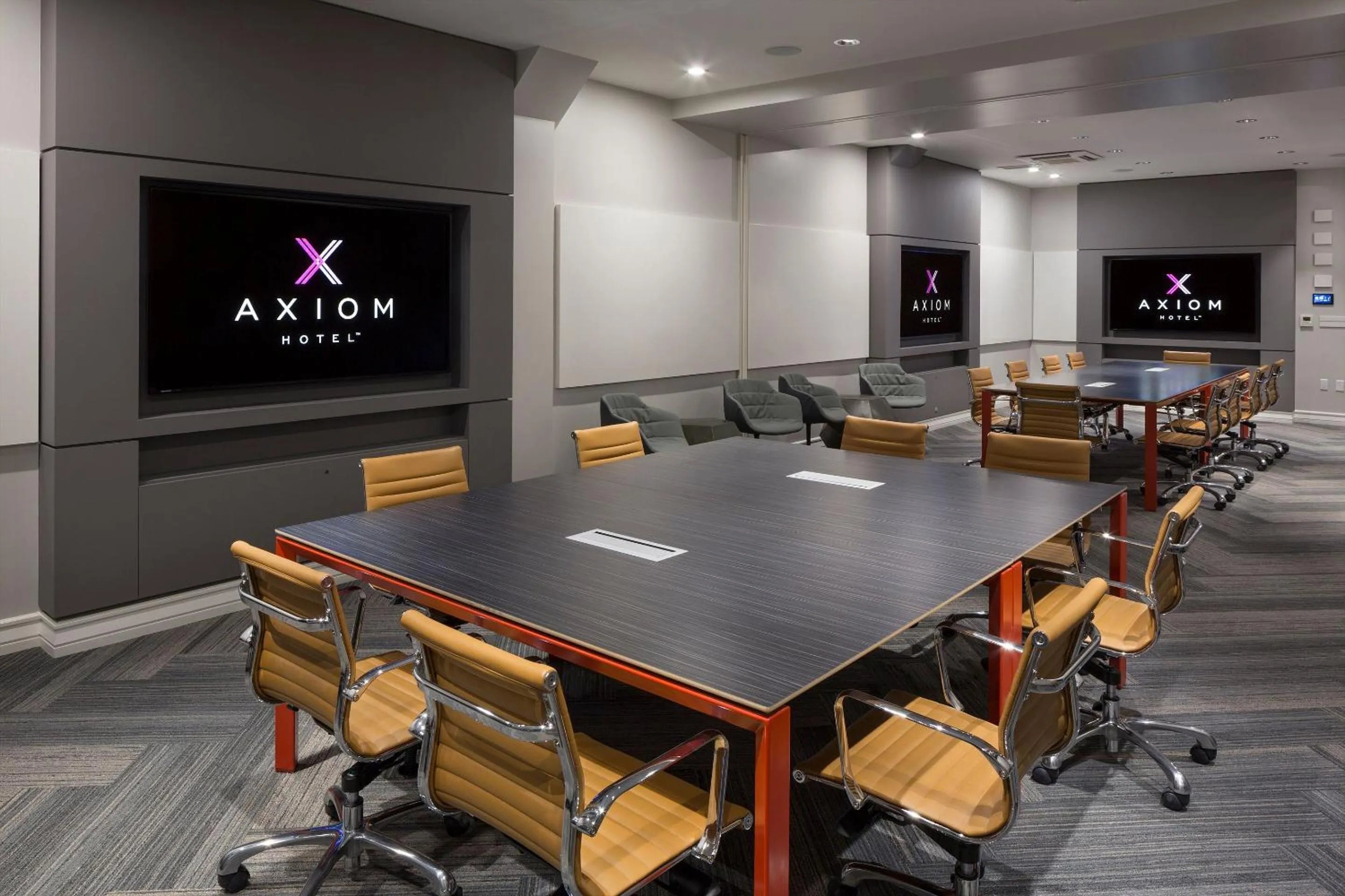Meeting/conference room in Axiom Hotel