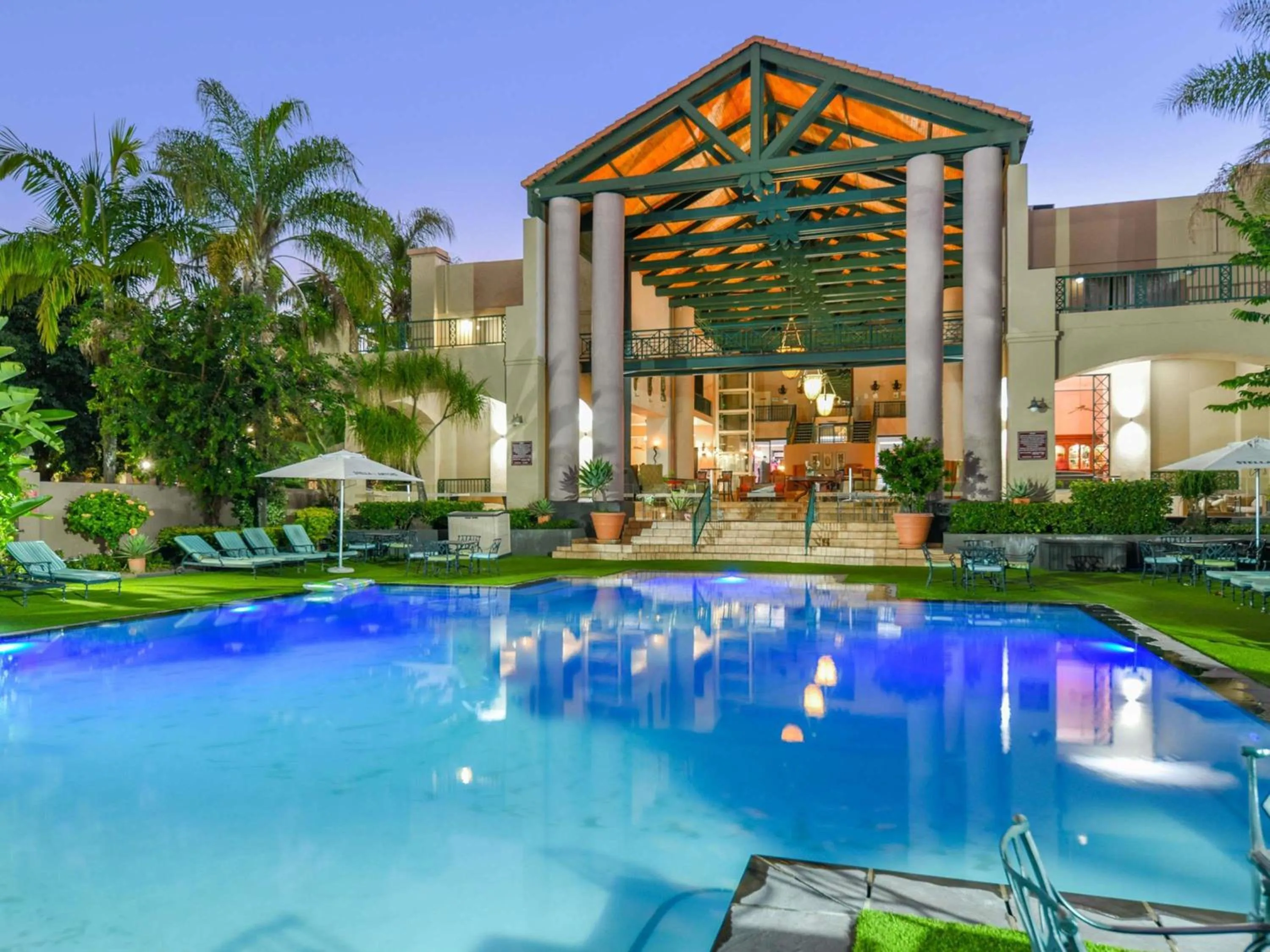 Pool view in Mercure Hotel Nelspruit