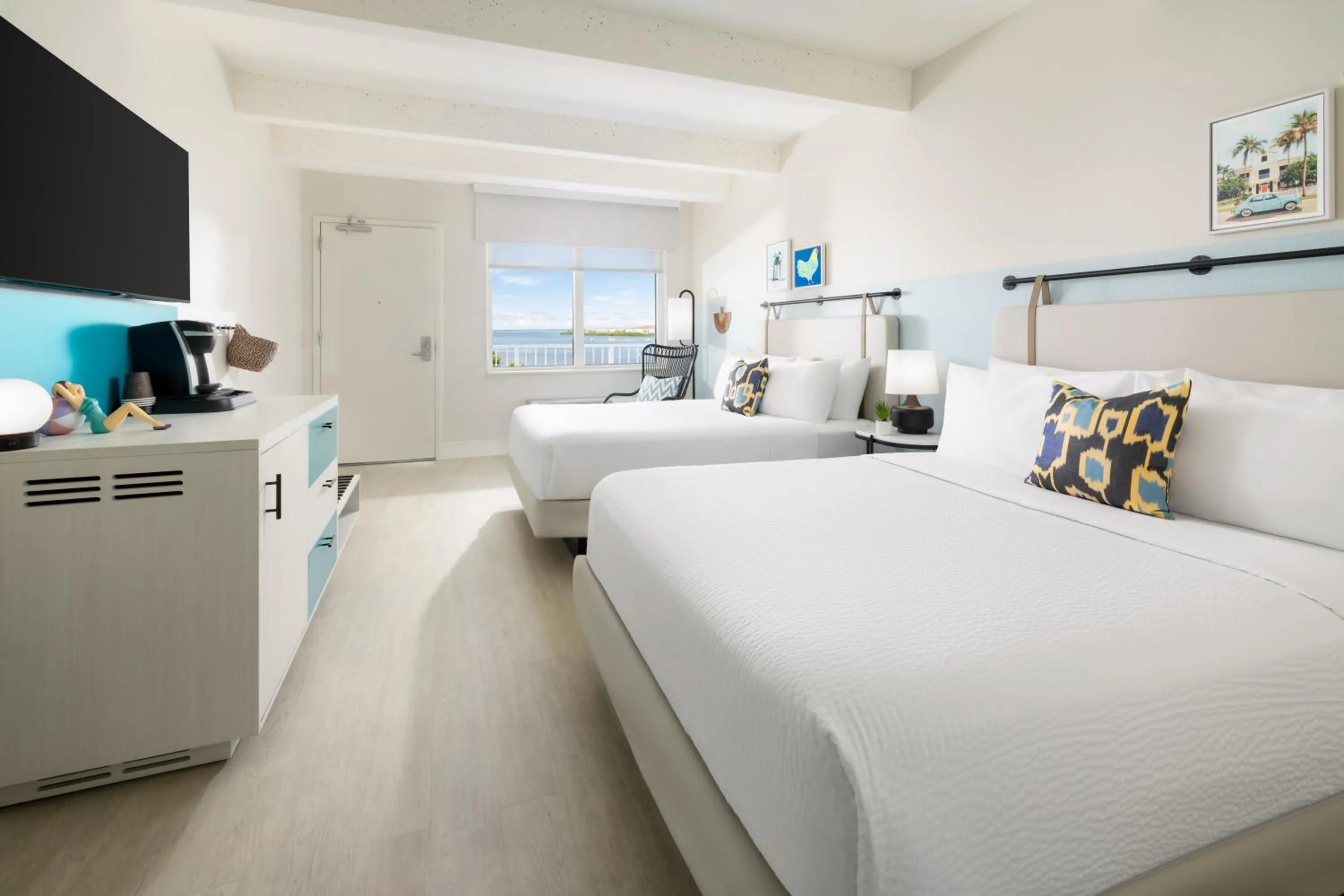 Bed in Blue Flamingo Resort Key West