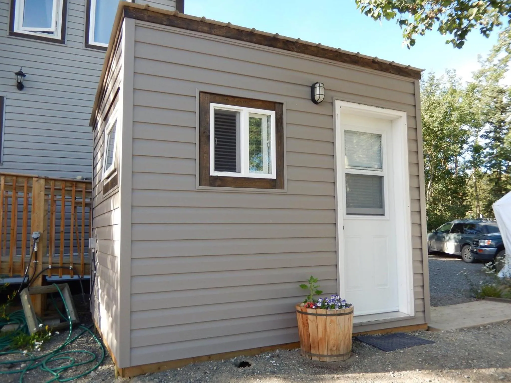 Facade/entrance in Wanderer's Inn Backpackers Hostel