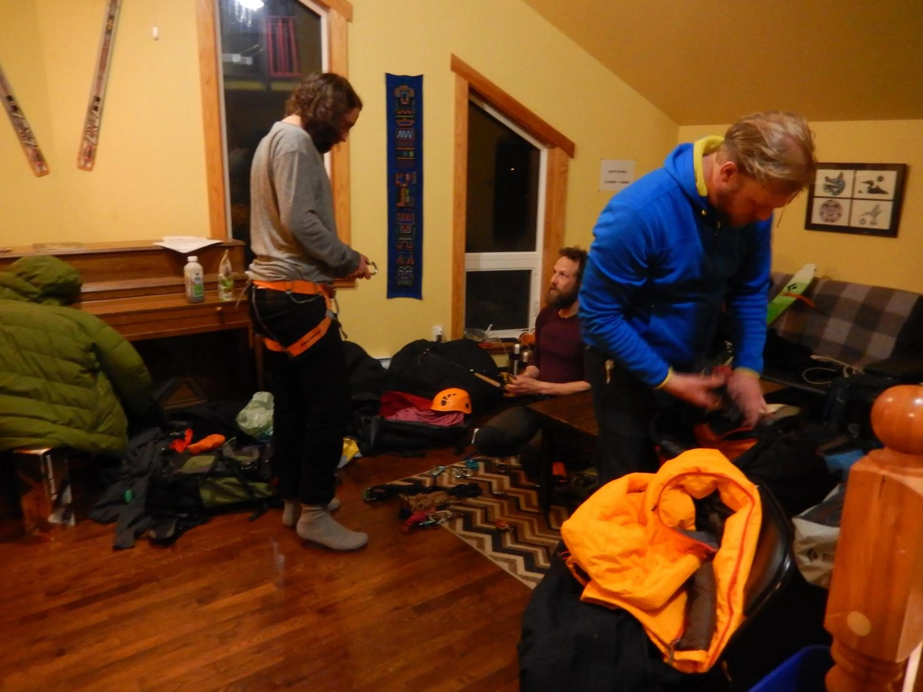 Communal lounge/ TV room in Wanderer's Inn Backpackers Hostel