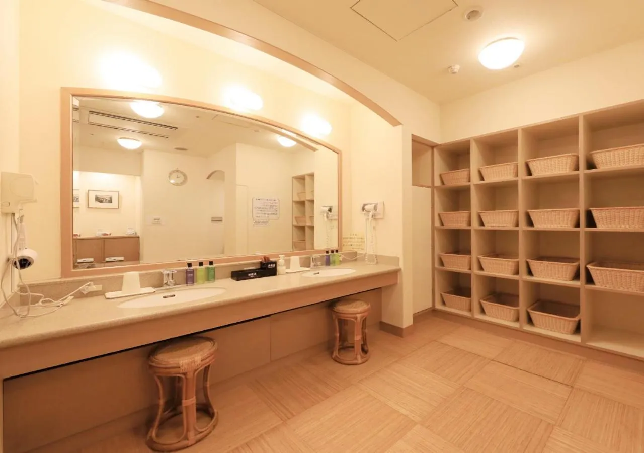 Public Bath in Kamogawa Grand Tower