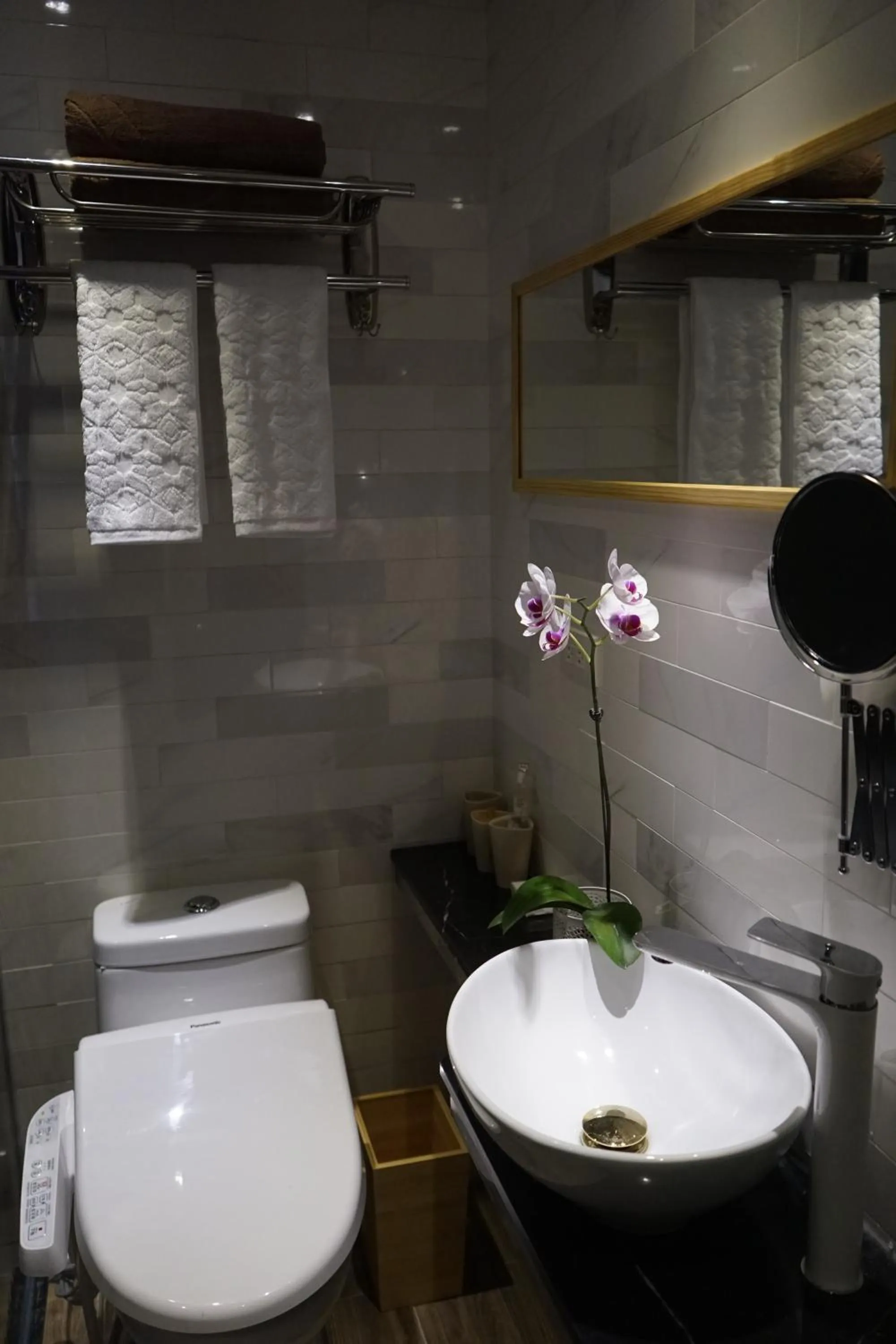 Toilet in NiHao Café Hotel