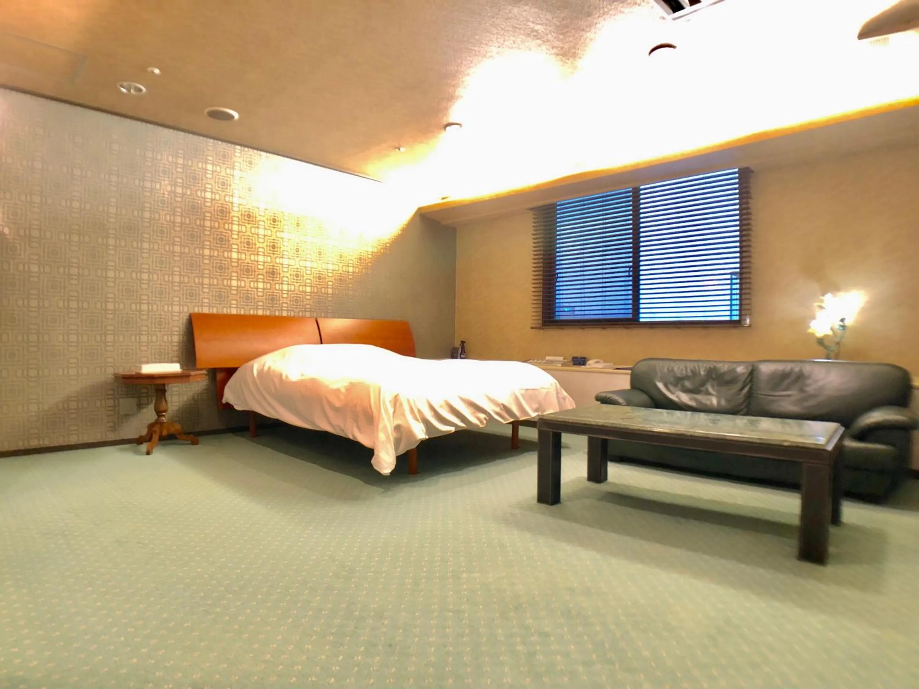Photo of the whole room, Bed in Hotel Ritz Koshien