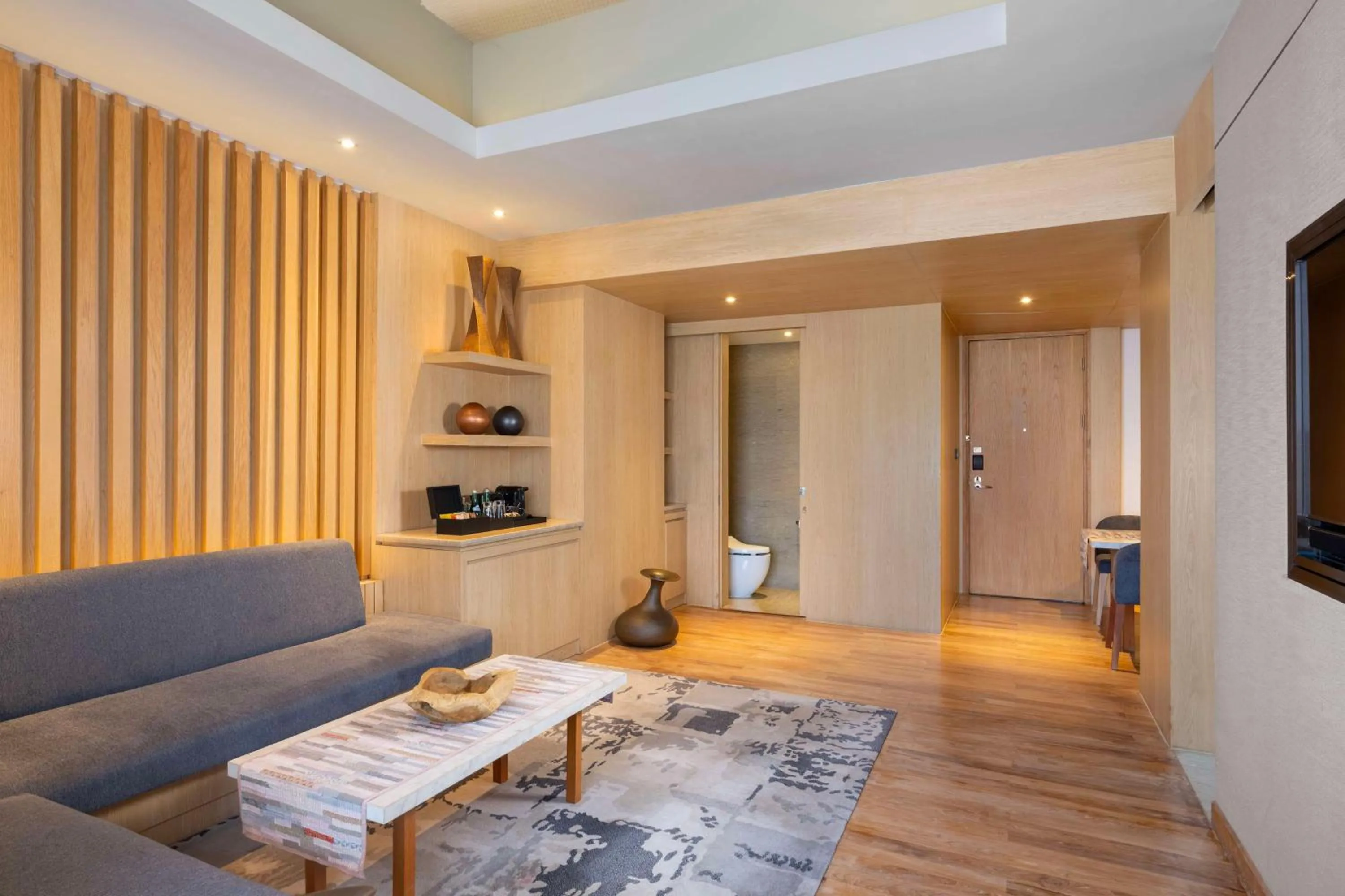 Photo of the whole room in Alila Solo