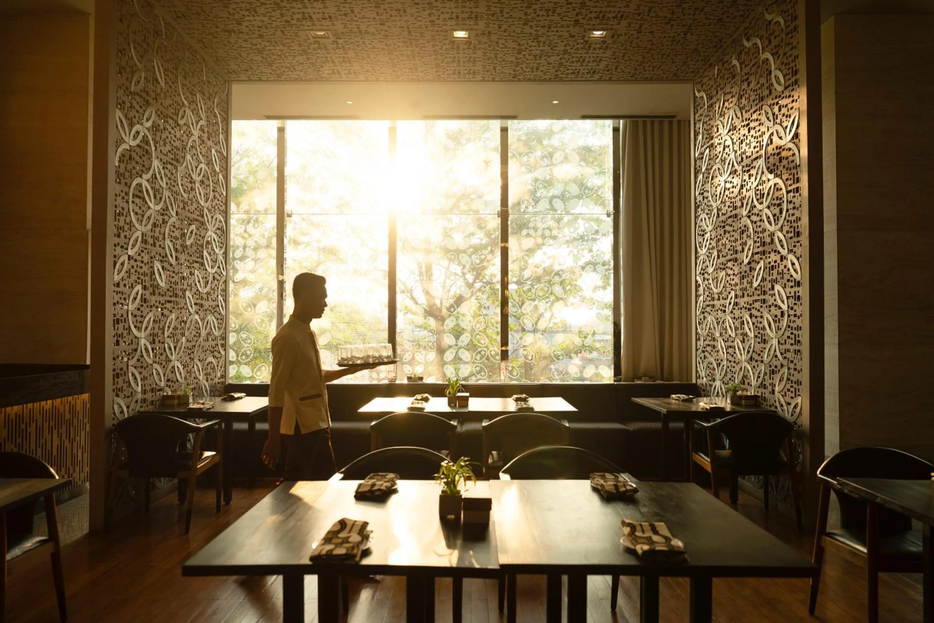 Restaurant/places to eat in Alila Solo