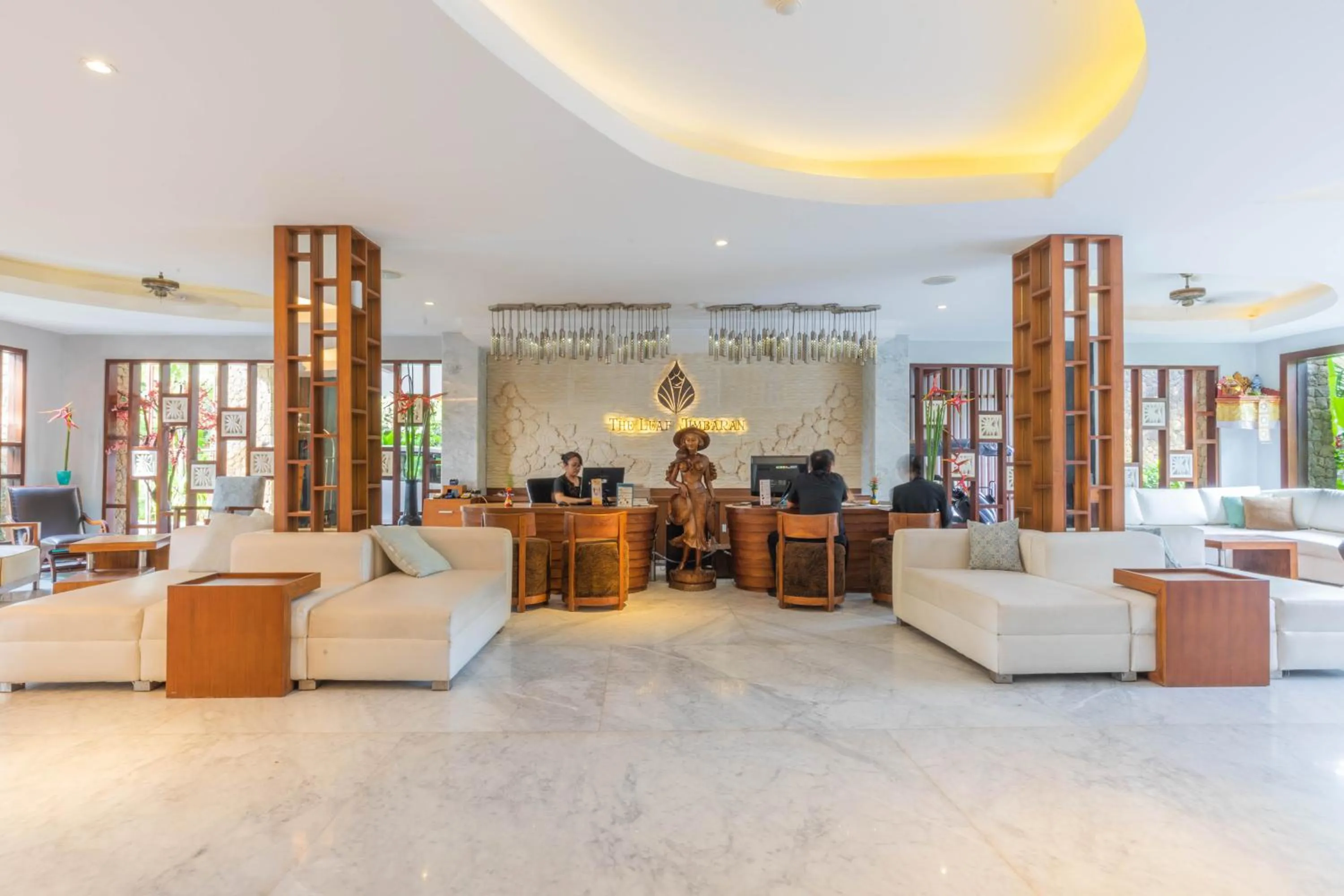 Lobby or reception in The Leaf Jimbaran