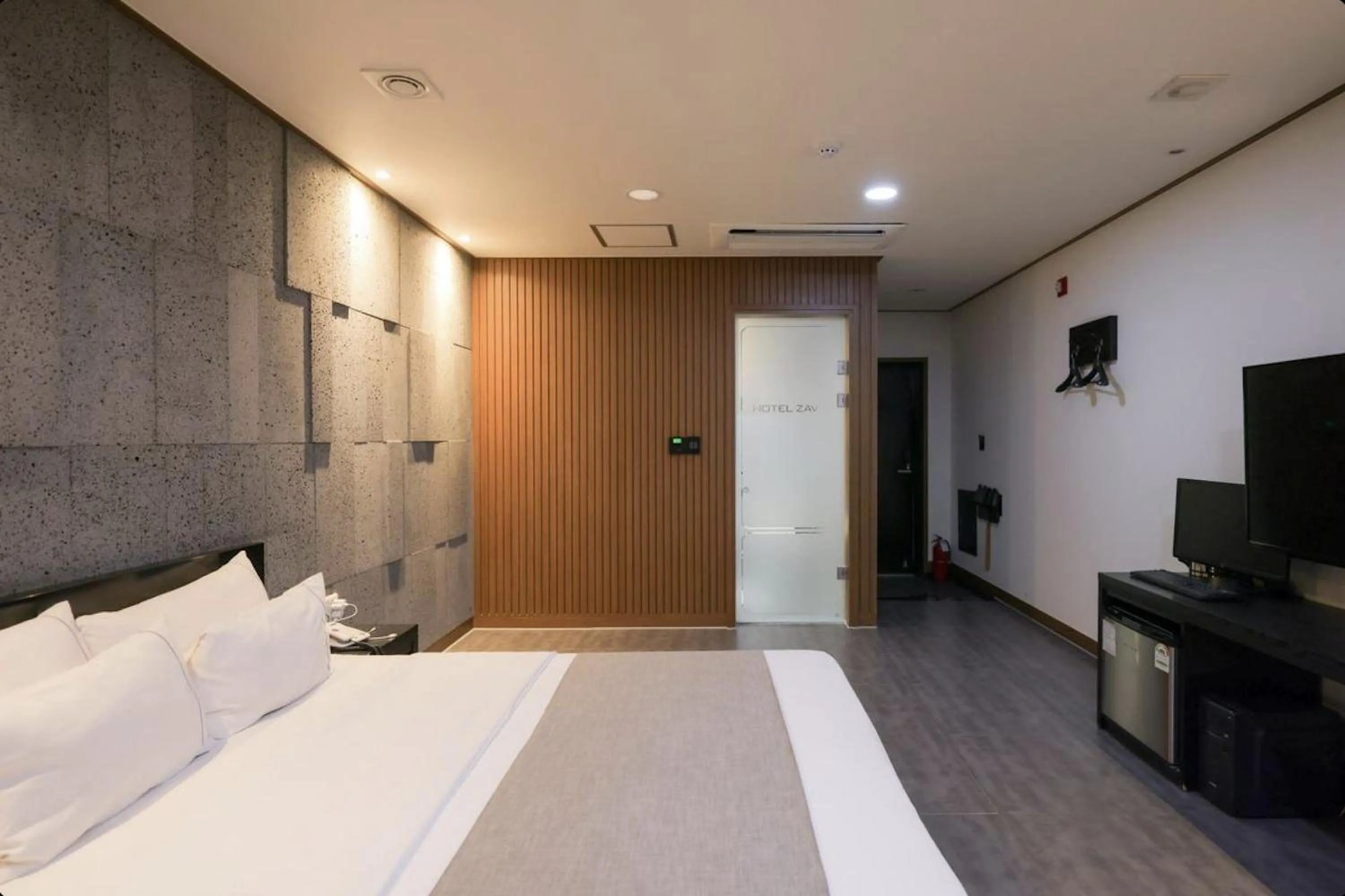 Bed in Yeosu Hotel Zava