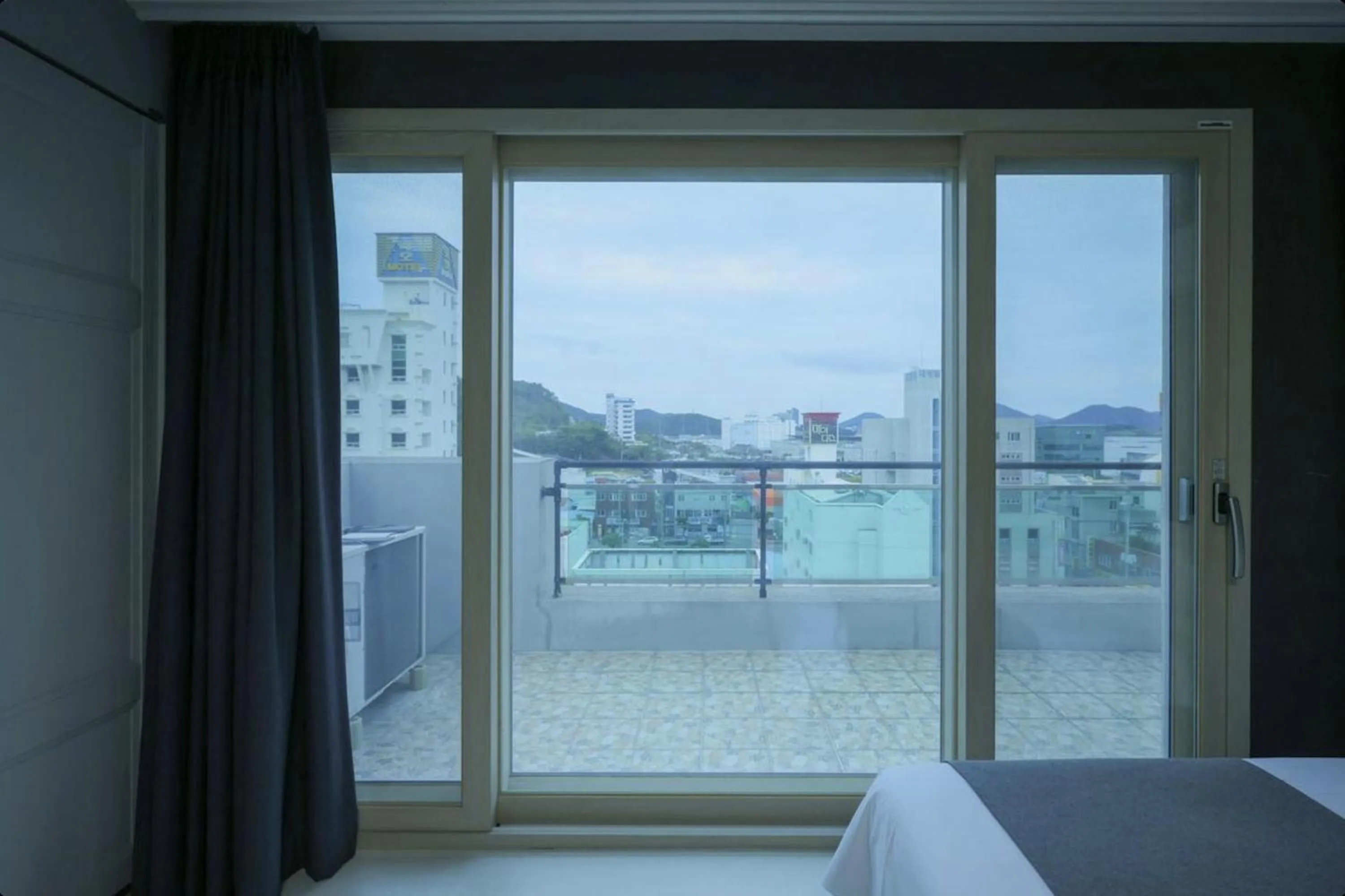 Bed in Yeosu Hotel Zava