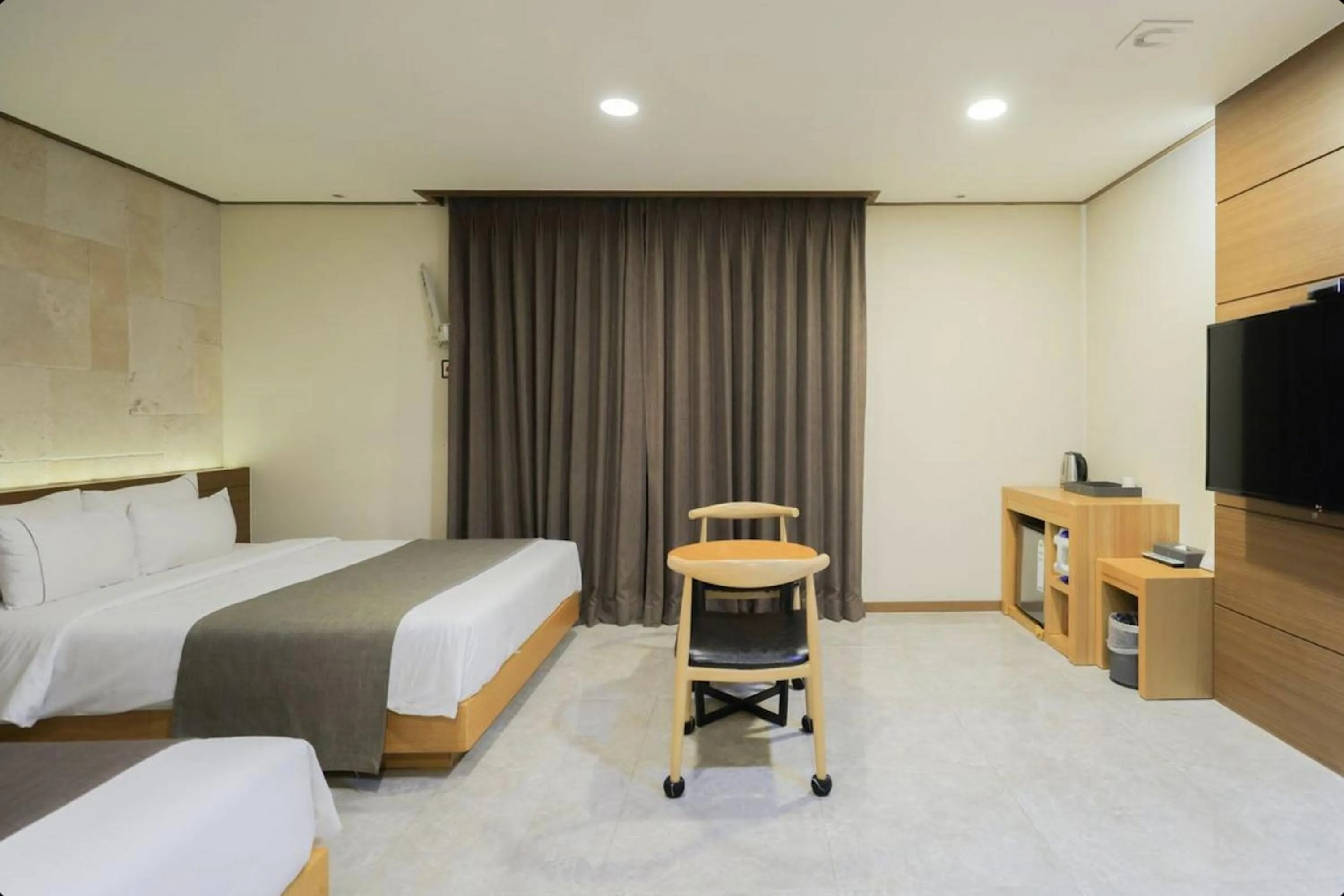 Bed in Yeosu Hotel Zava
