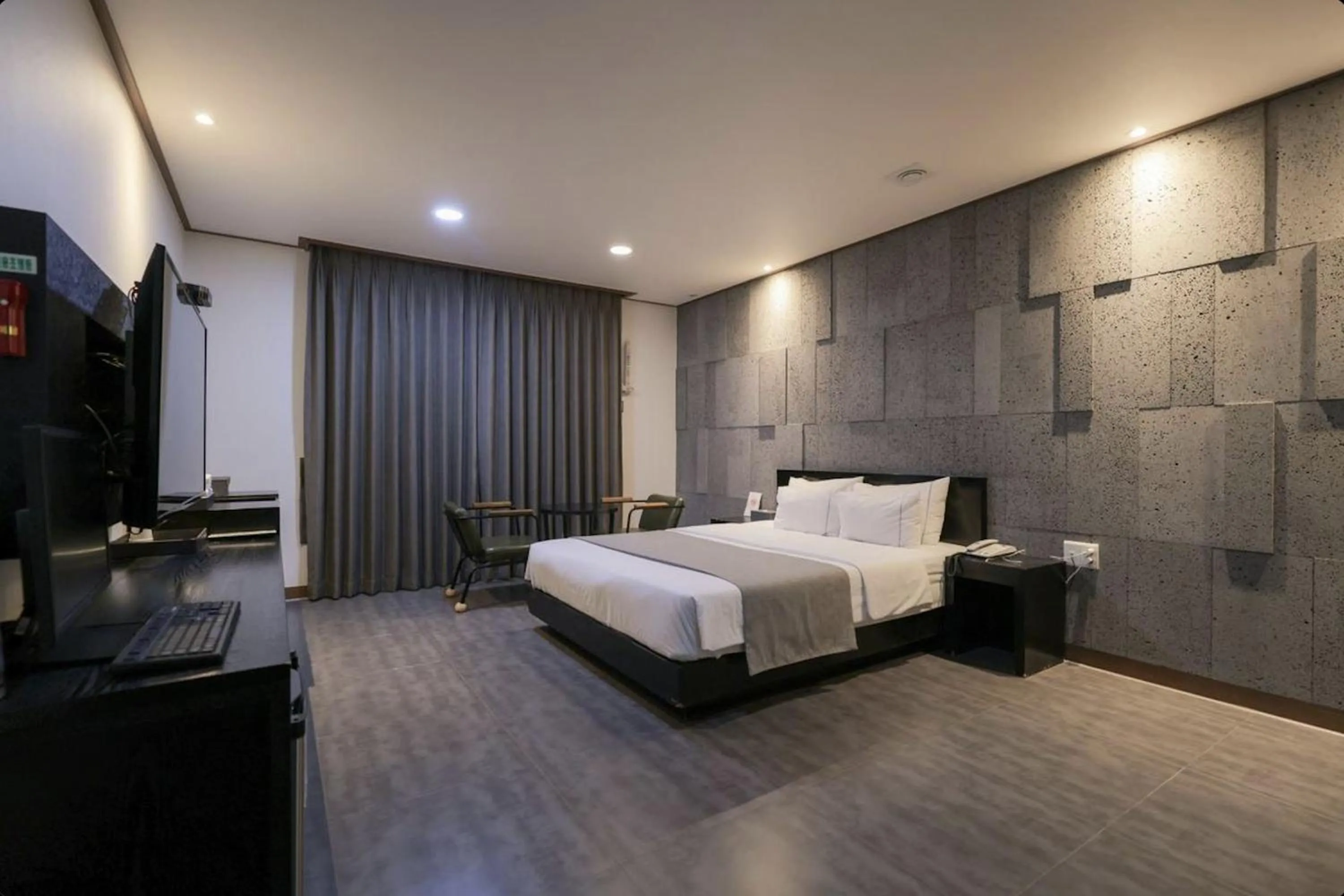 Bed in Yeosu Hotel Zava