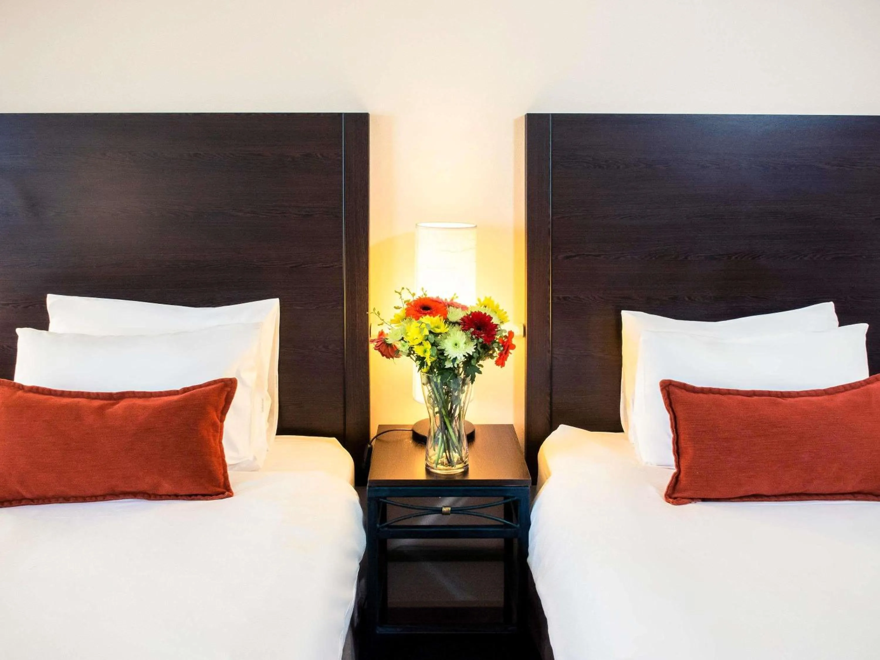 Bedroom, Bed in Mercure Johannesburg Midrand