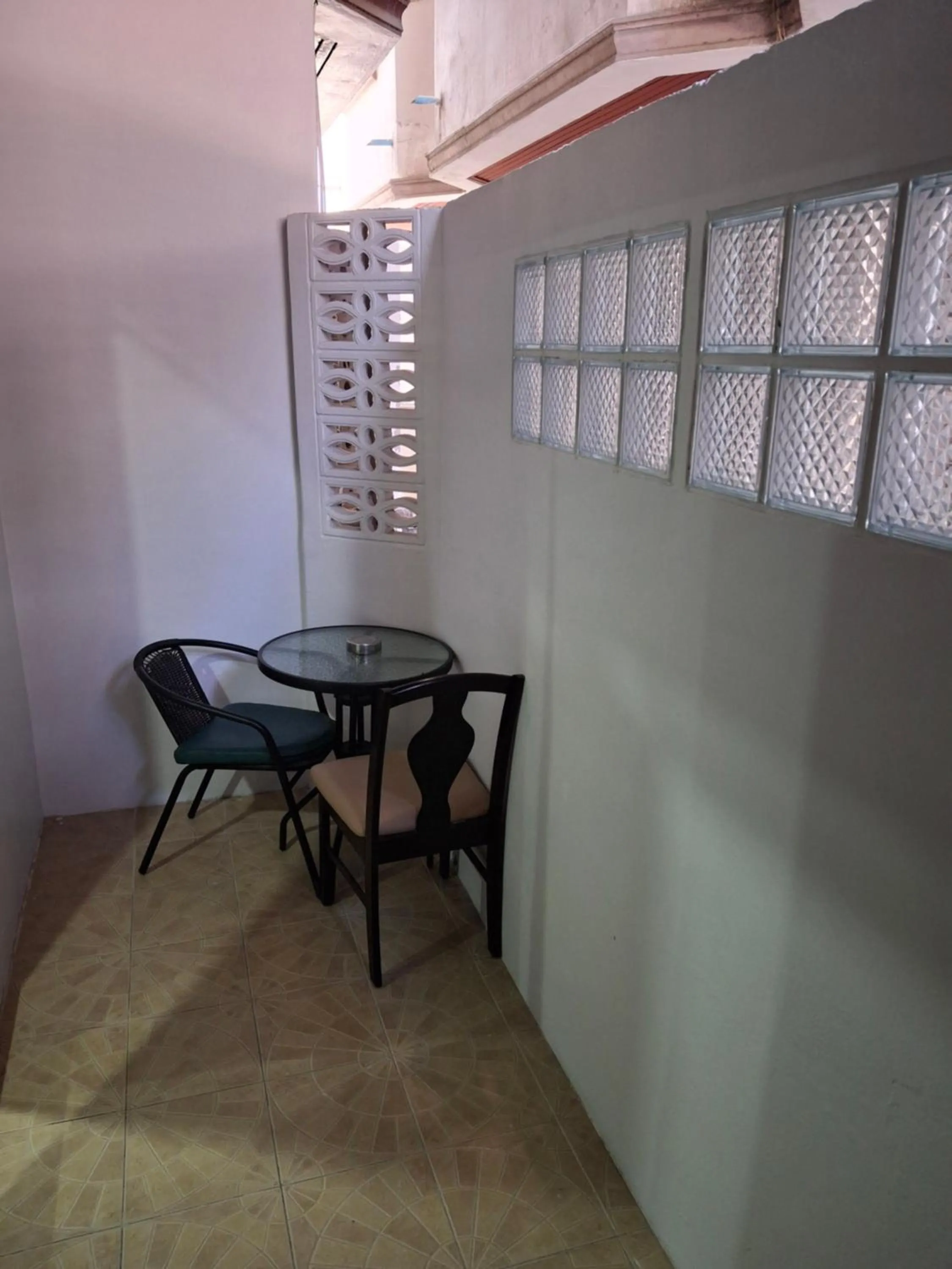 Seating area in Traveller's Rest Sports Bar