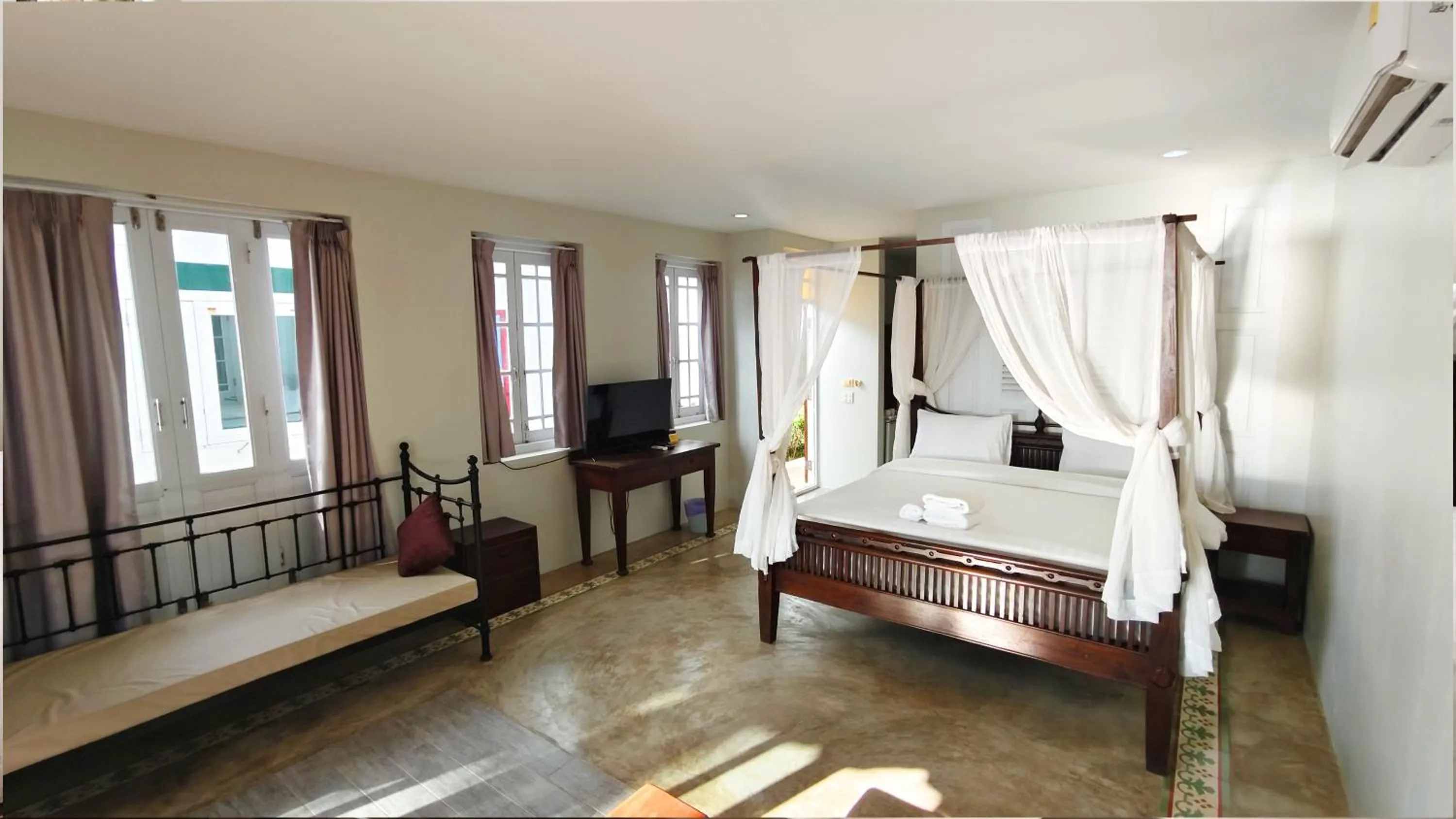 Bedroom, Bed in Baan Toom Village and Resort