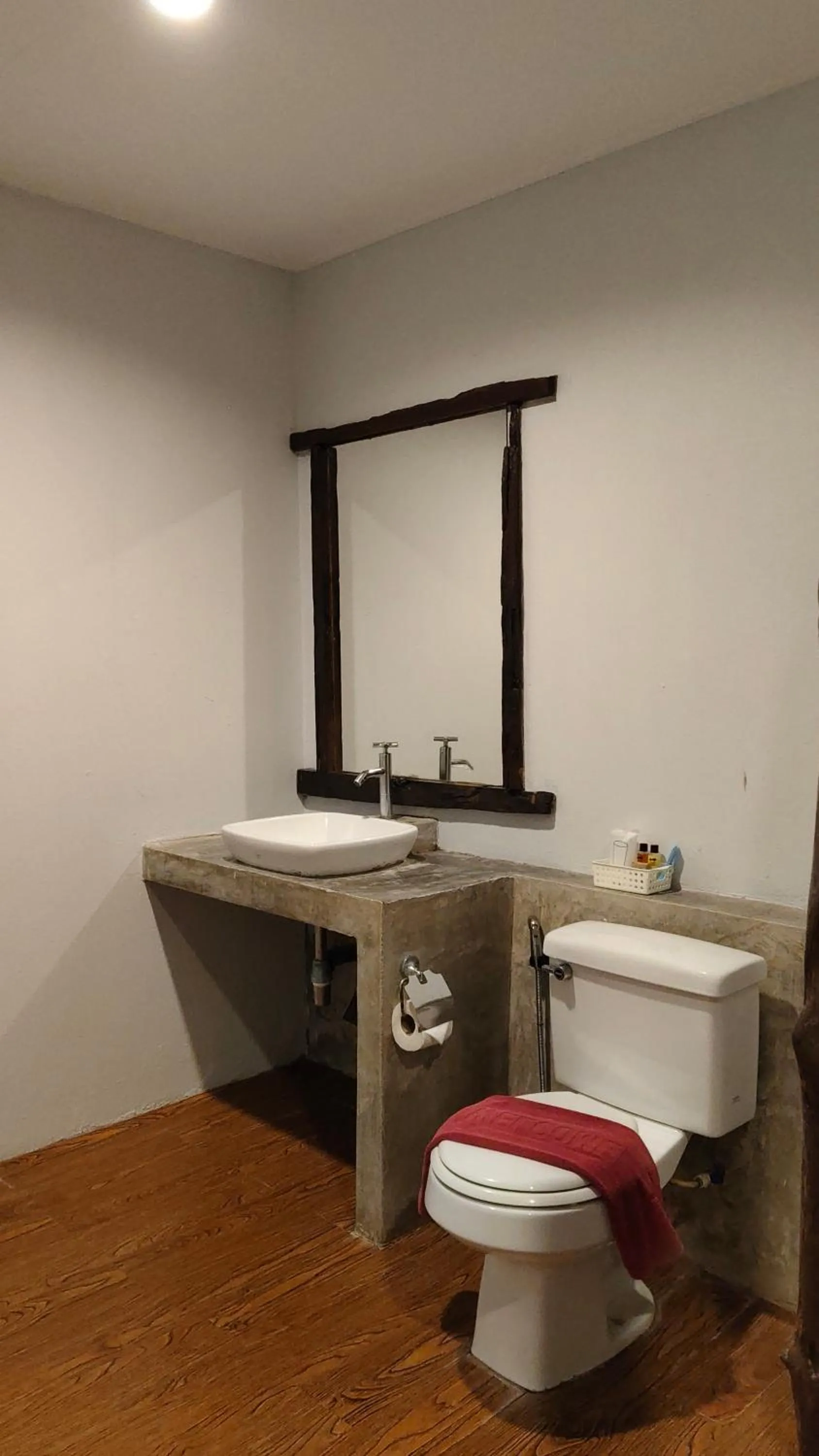 Toilet in Baan Toom Village and Resort