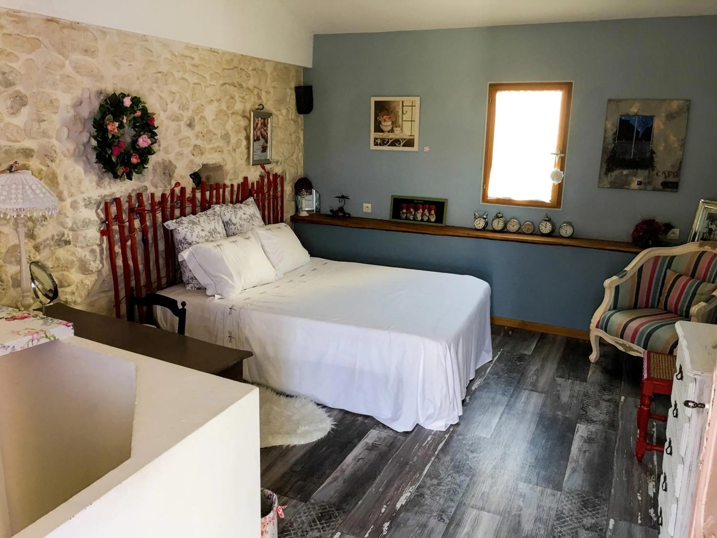 Bedroom, Bed in Le Duplex de Lapparan