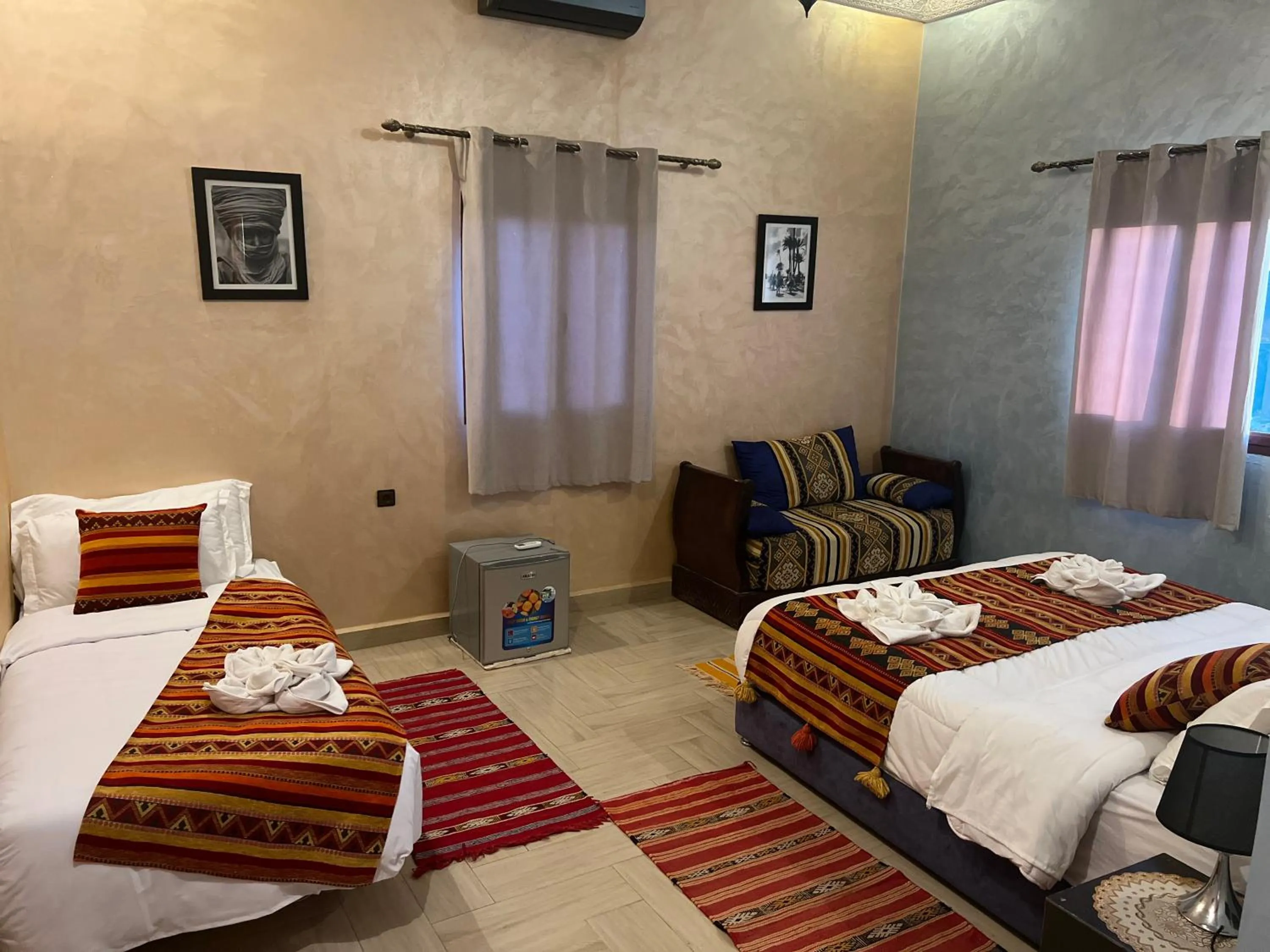 Property building, Bed in Hotel Berber Palace Merzouga