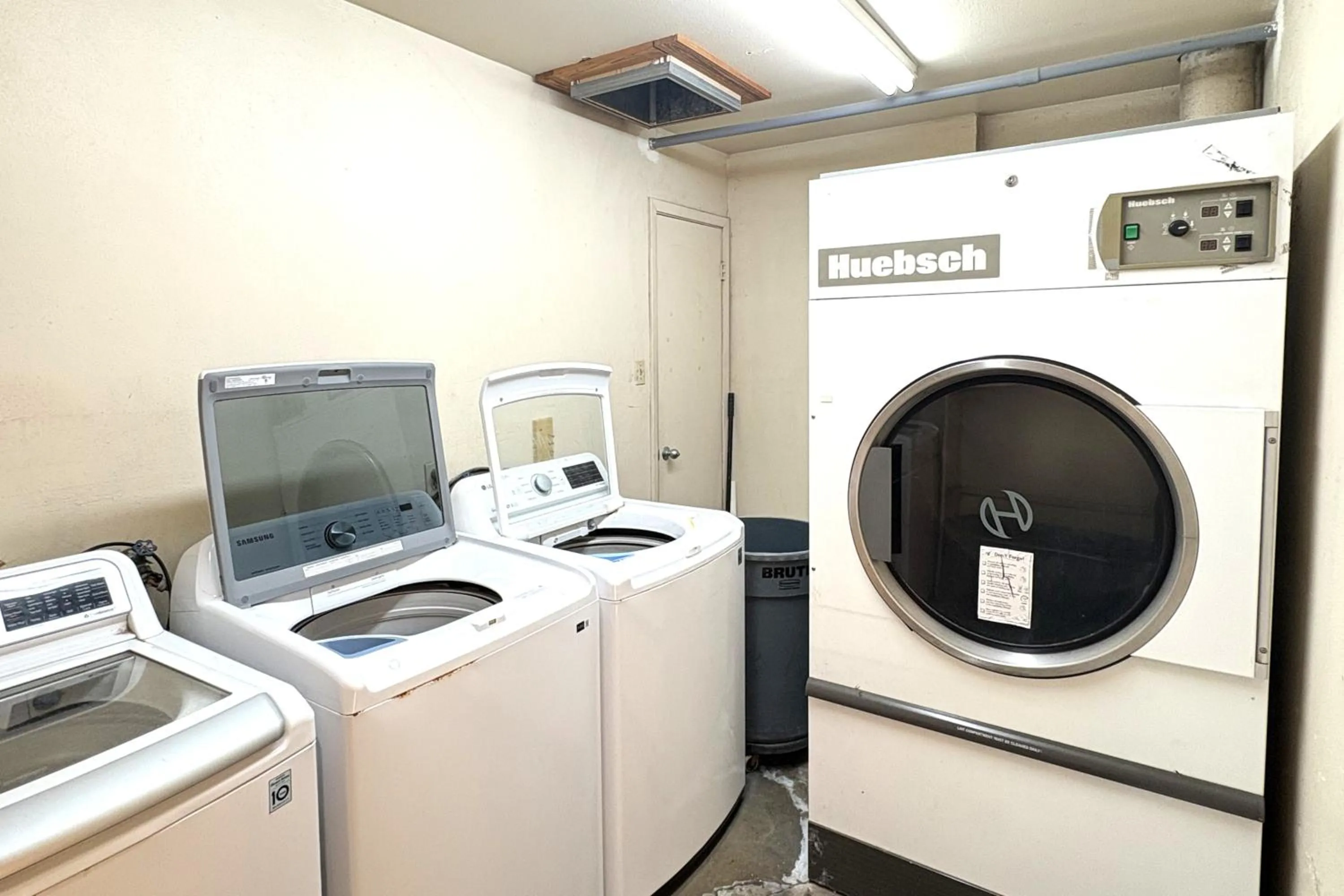 Area and facilities in Chaparral Motel Victoria TX, Hwy 59